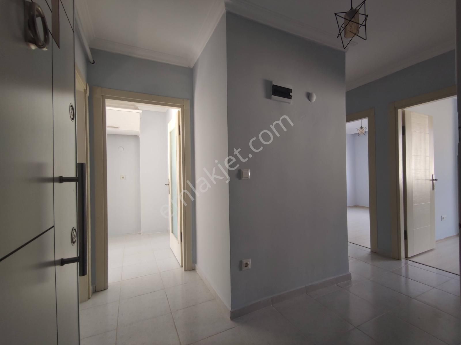 Çekmeköy Merkez Mh Köroğlu Cd Merkezi Lokasyonda 2+1/95m2 Daire - Görsel 5