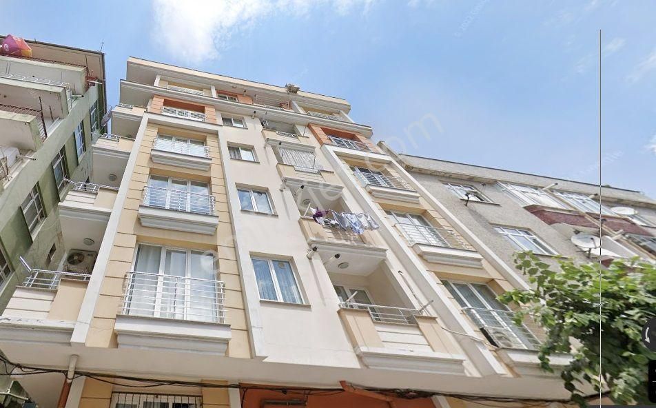 Yenibosna 3+1 Krediyeuygun 2,kat Daire