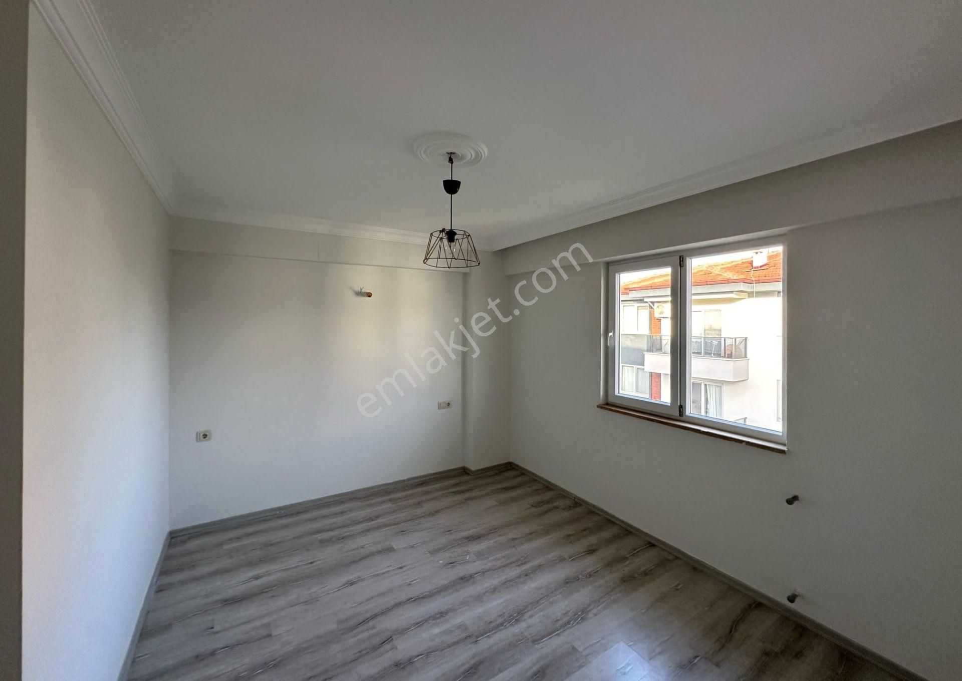 Dost Emlaktan Ortacada Bahçelievler De Satılık 2+1 Daire - Görsel 9