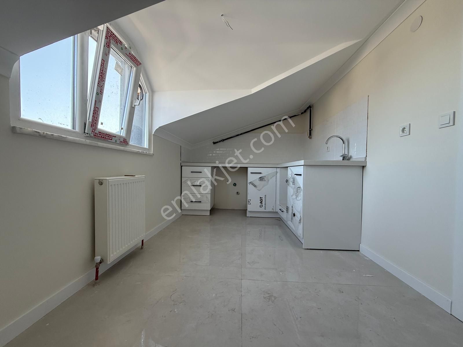 Bahçelieler Röntgen Sokakta Sıfır Binada 3+2 Ön Cephe Dubleks - Görsel 21