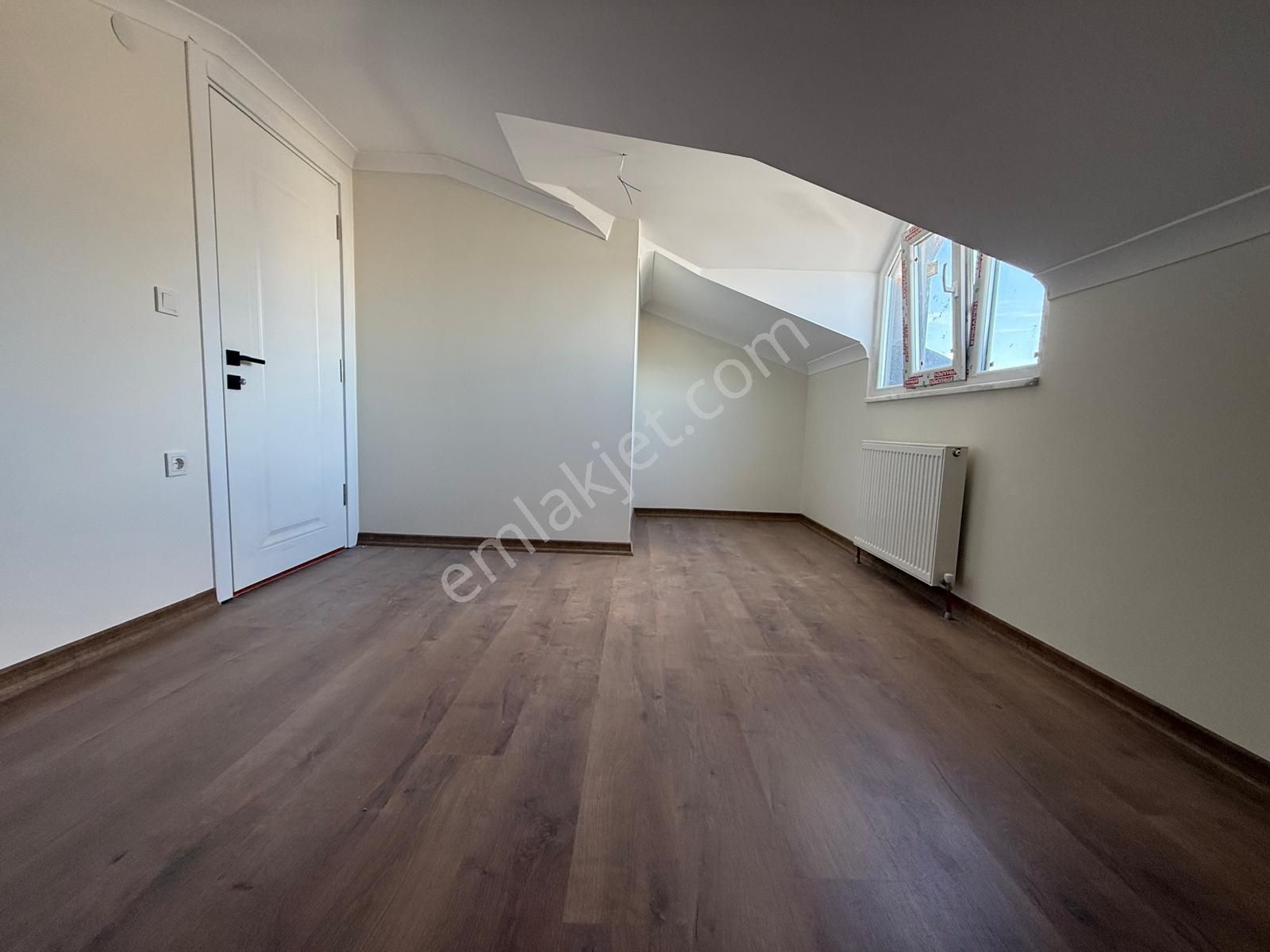 Bahçelieler Röntgen Sokakta Sıfır Binada 3+2 Ön Cephe Dubleks - Görsel 20