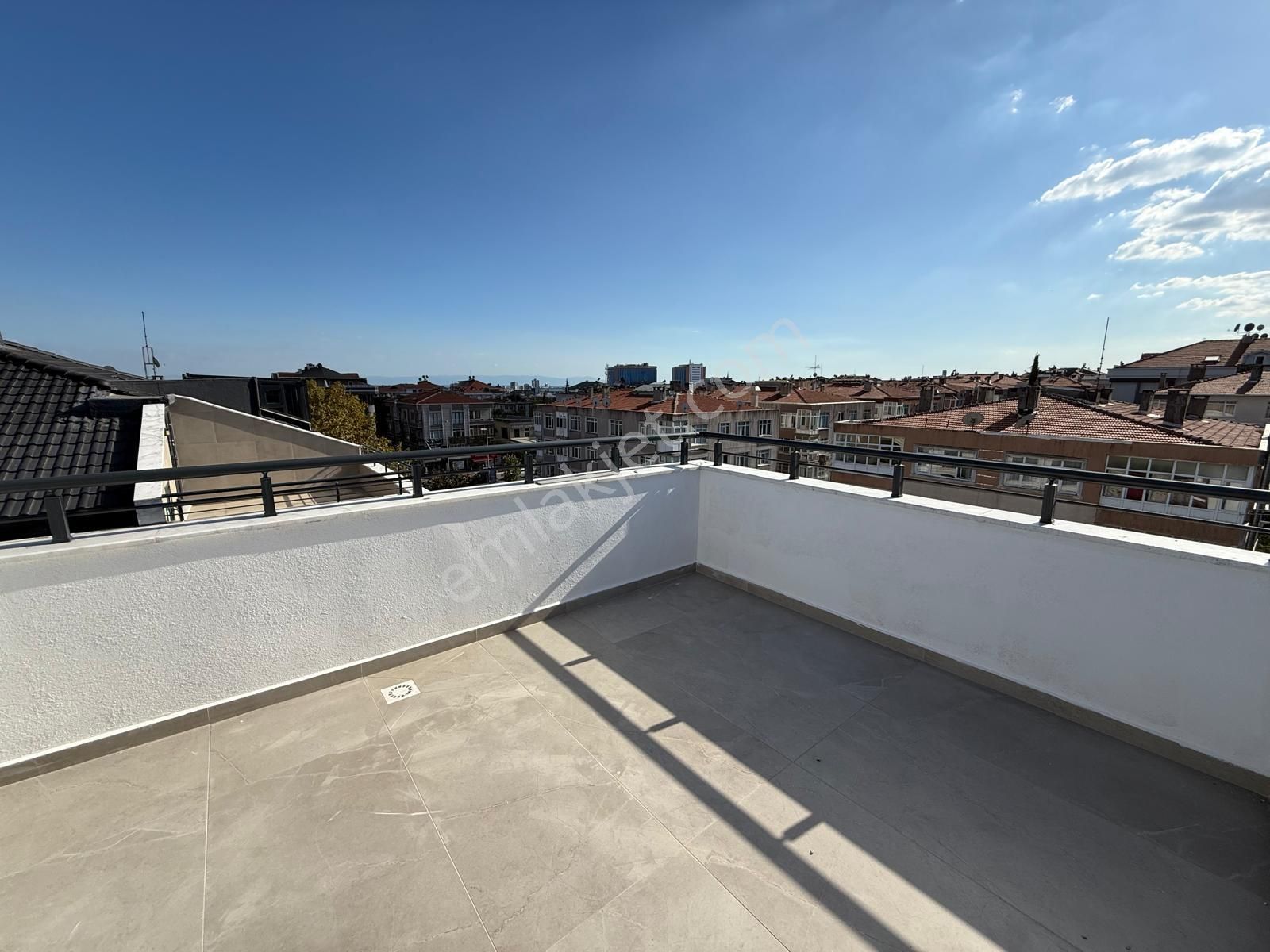 Bahçelieler Röntgen Sokakta Sıfır Binada 3+2 Ön Cephe Dubleks - Görsel 31