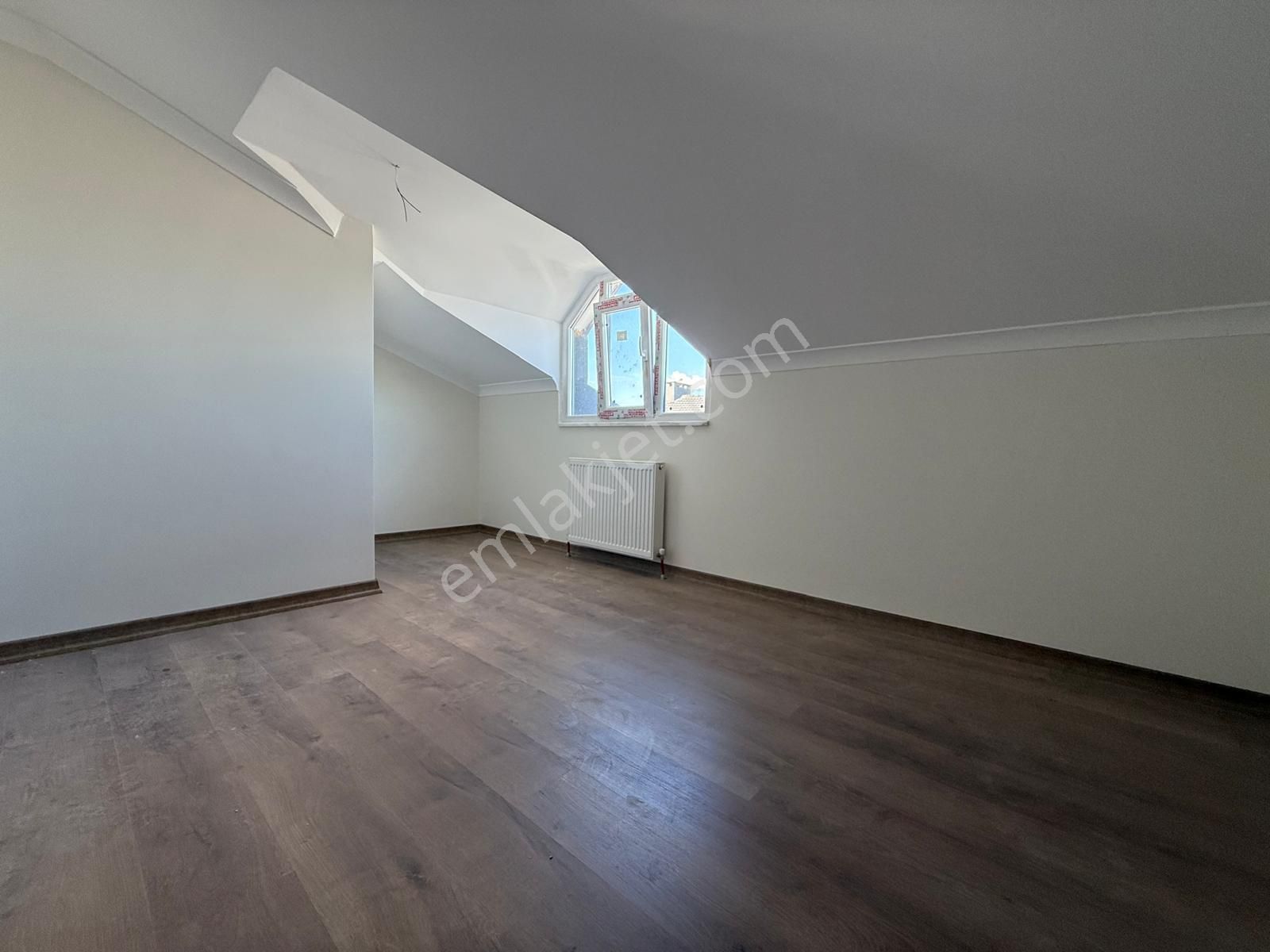 Bahçelieler Röntgen Sokakta Sıfır Binada 3+2 Ön Cephe Dubleks - Görsel 19