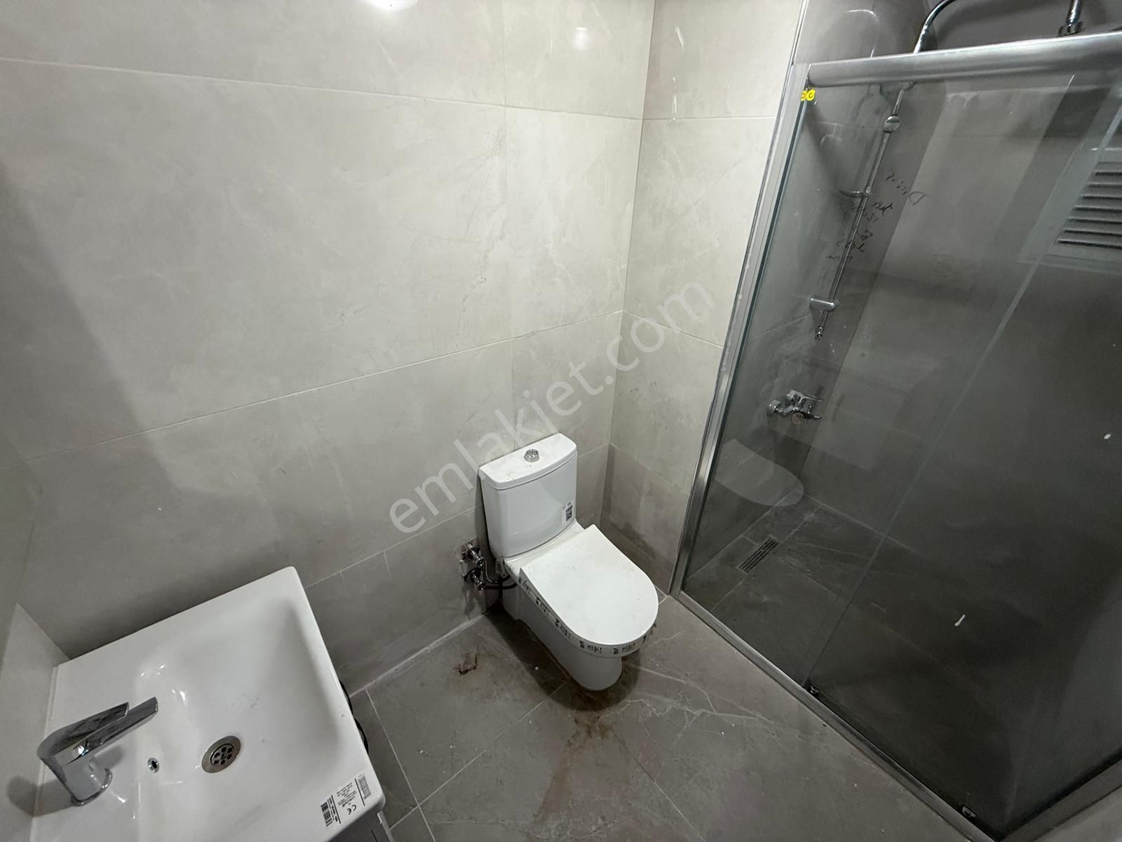 Bahçelieler Röntgen Sokakta Sıfır Binada 3+2 Ön Cephe Dubleks - Görsel 27