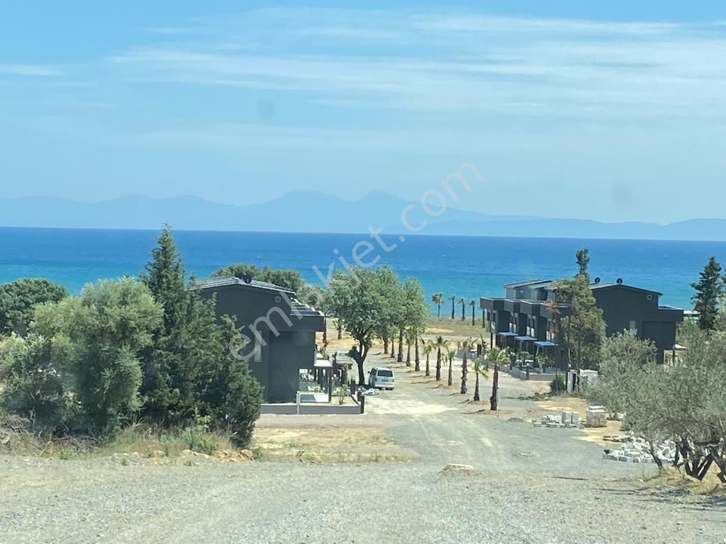 Seferihisar Doğanbey'de Denize Sıfır Site İçinde Satılık 3+1 Villa - Görsel 15