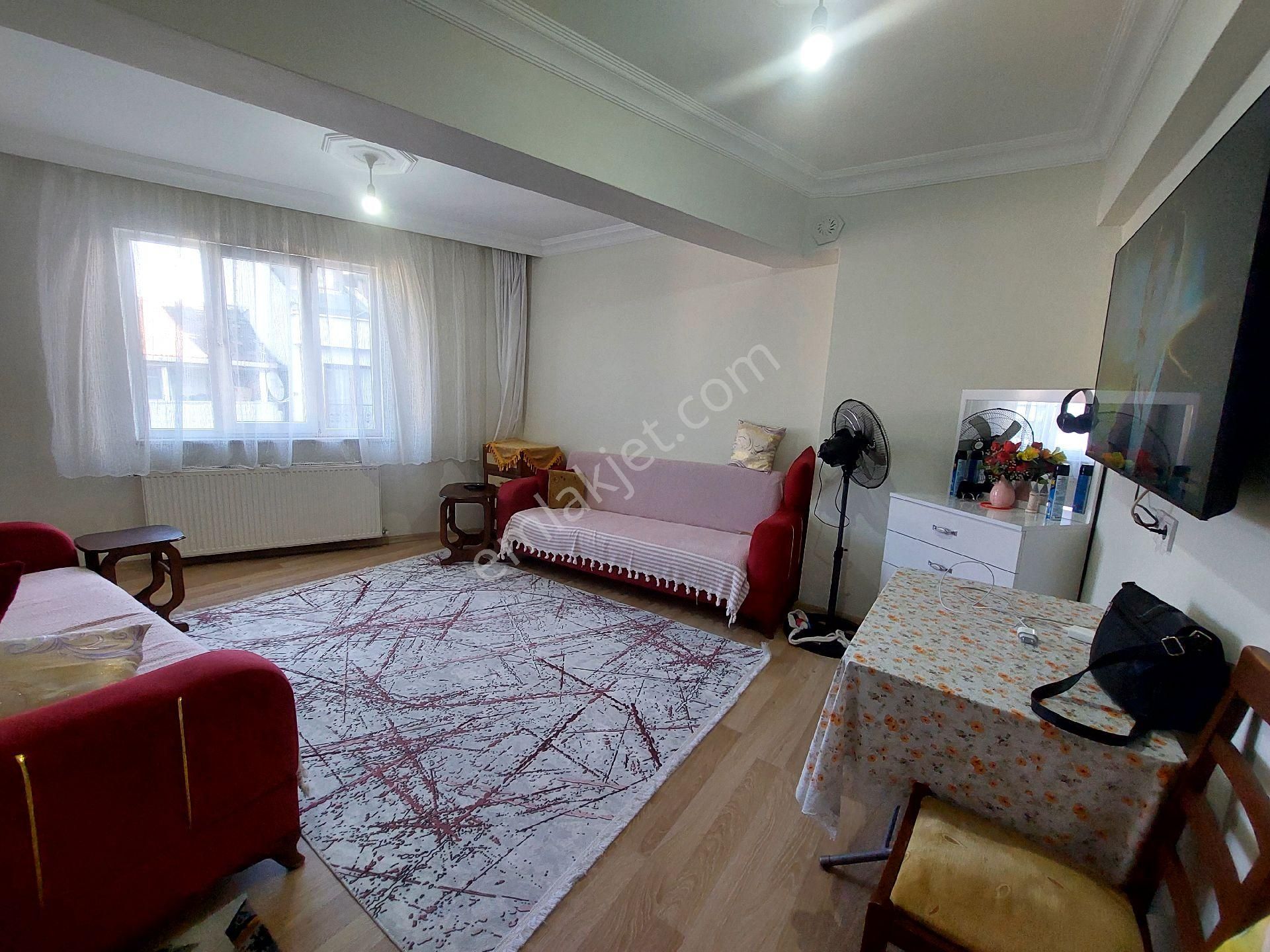 Gaziosmanpaşa Küçükköy Yeni Mah Satılık Dubleks 4+2 185