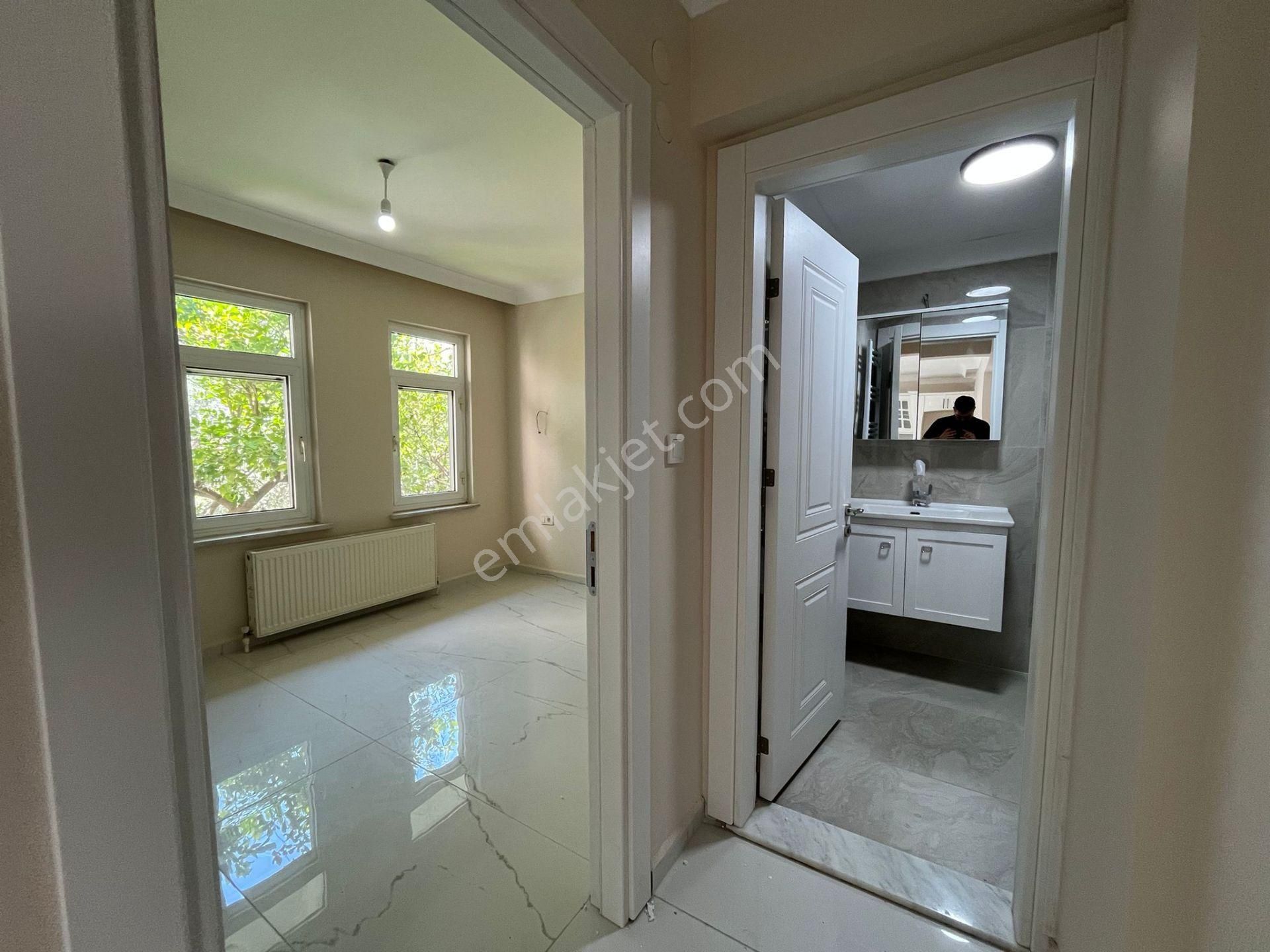 Altınoluk Kazdağlarına Yaslanmış Havuzlu Bahçeli Kaloriferli Sitede Masrafsız 3+2 Villa - Görsel 7