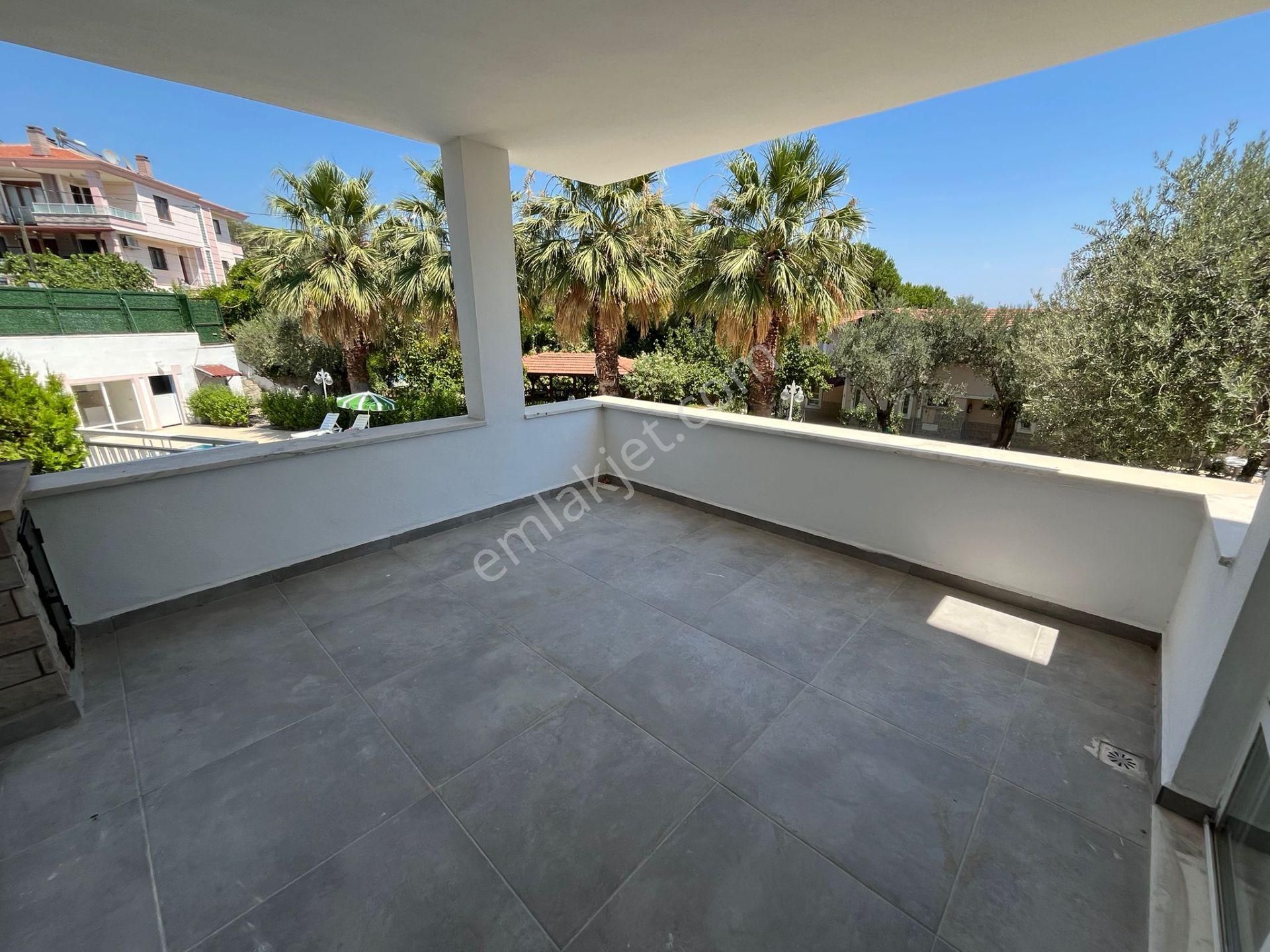 Altınoluk Kazdağlarına Yaslanmış Havuzlu Bahçeli Kaloriferli Sitede Masrafsız 3+2 Villa - Görsel 17