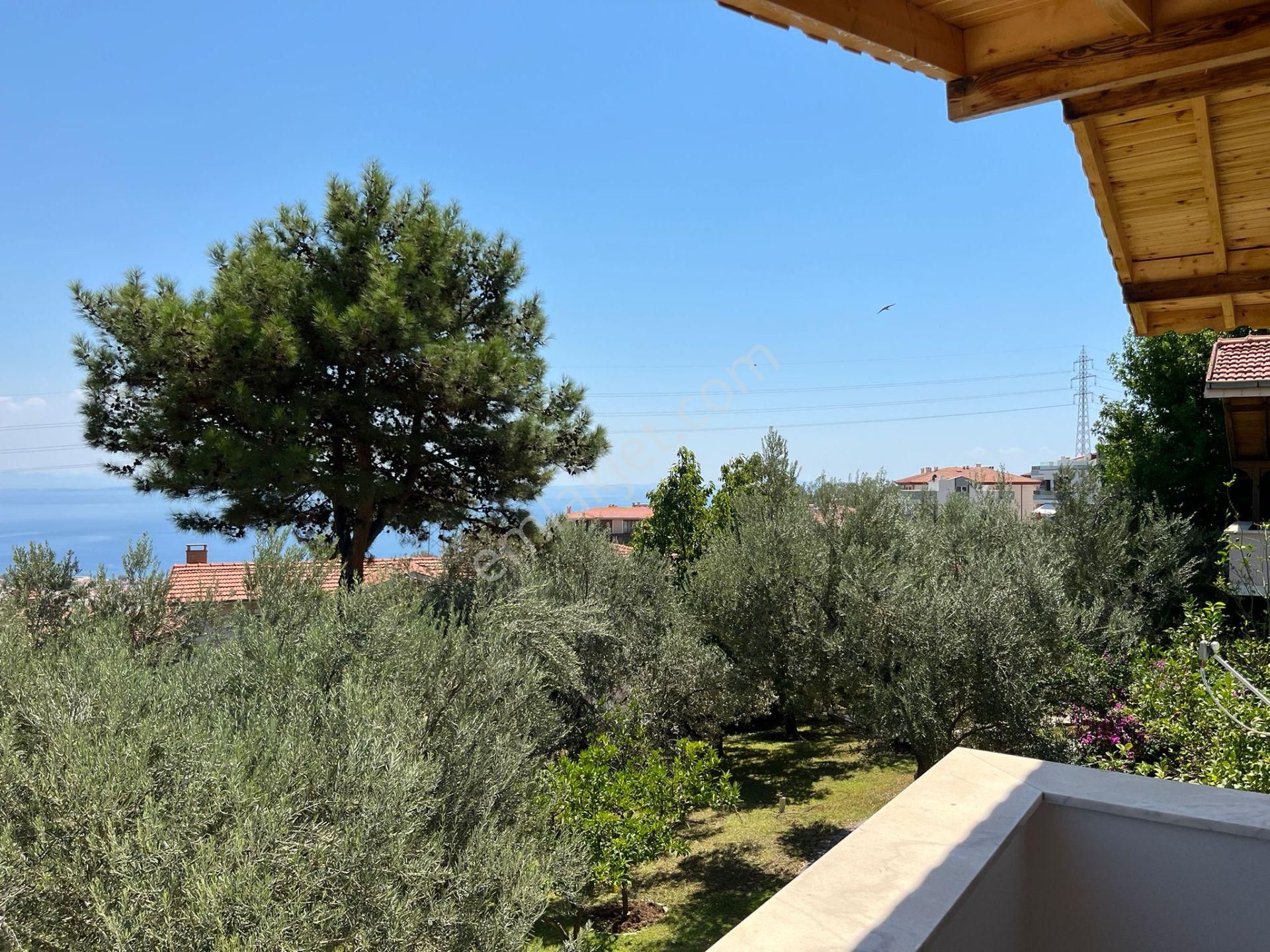 Altınoluk Kazdağlarına Yaslanmış Havuzlu Bahçeli Kaloriferli Sitede Masrafsız 3+2 Villa - Görsel 34