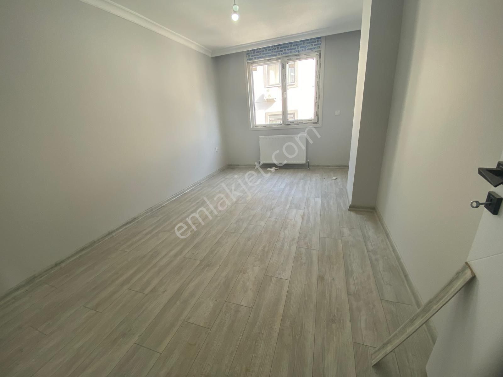 Bahçelievler Merkez'de Yeni Binada 2+1 Ara Kat Daire - Görsel 16