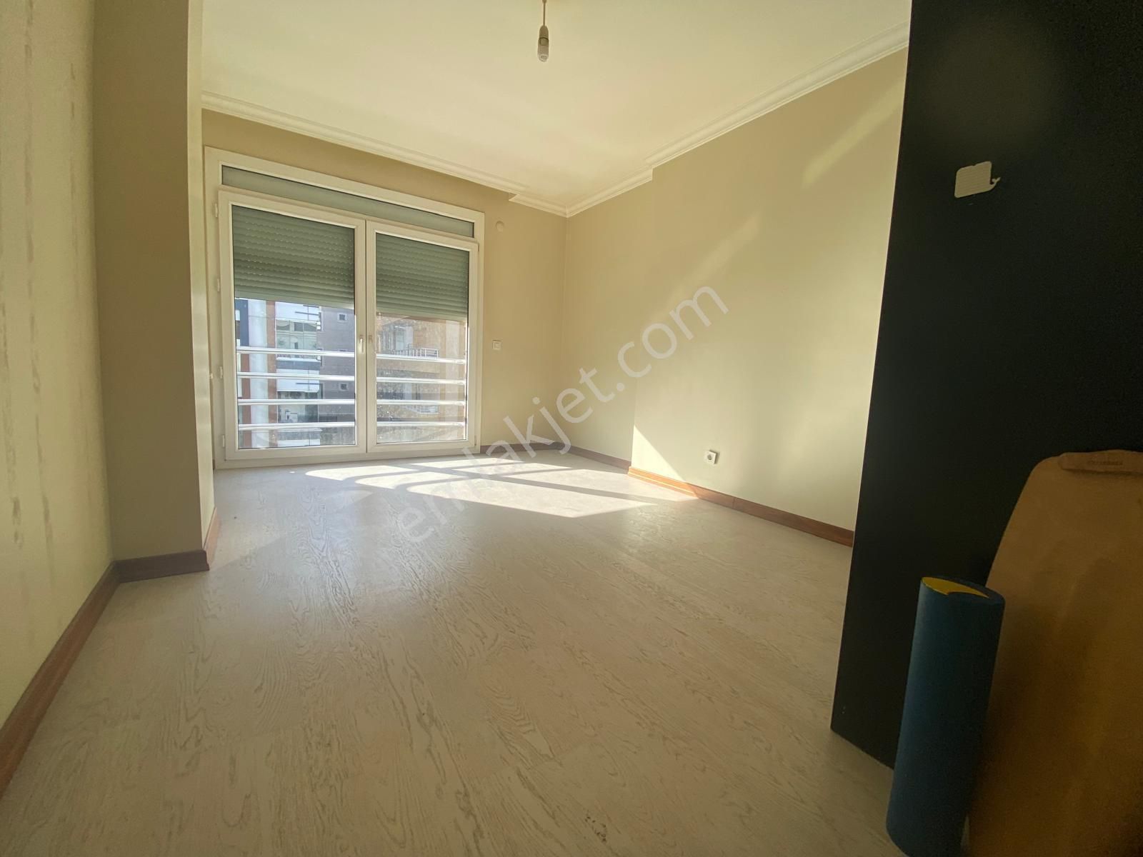 Bahçelievler'de Genç Binada 3+1 Ara Kat Geniş Ferah Daire - Görsel 10