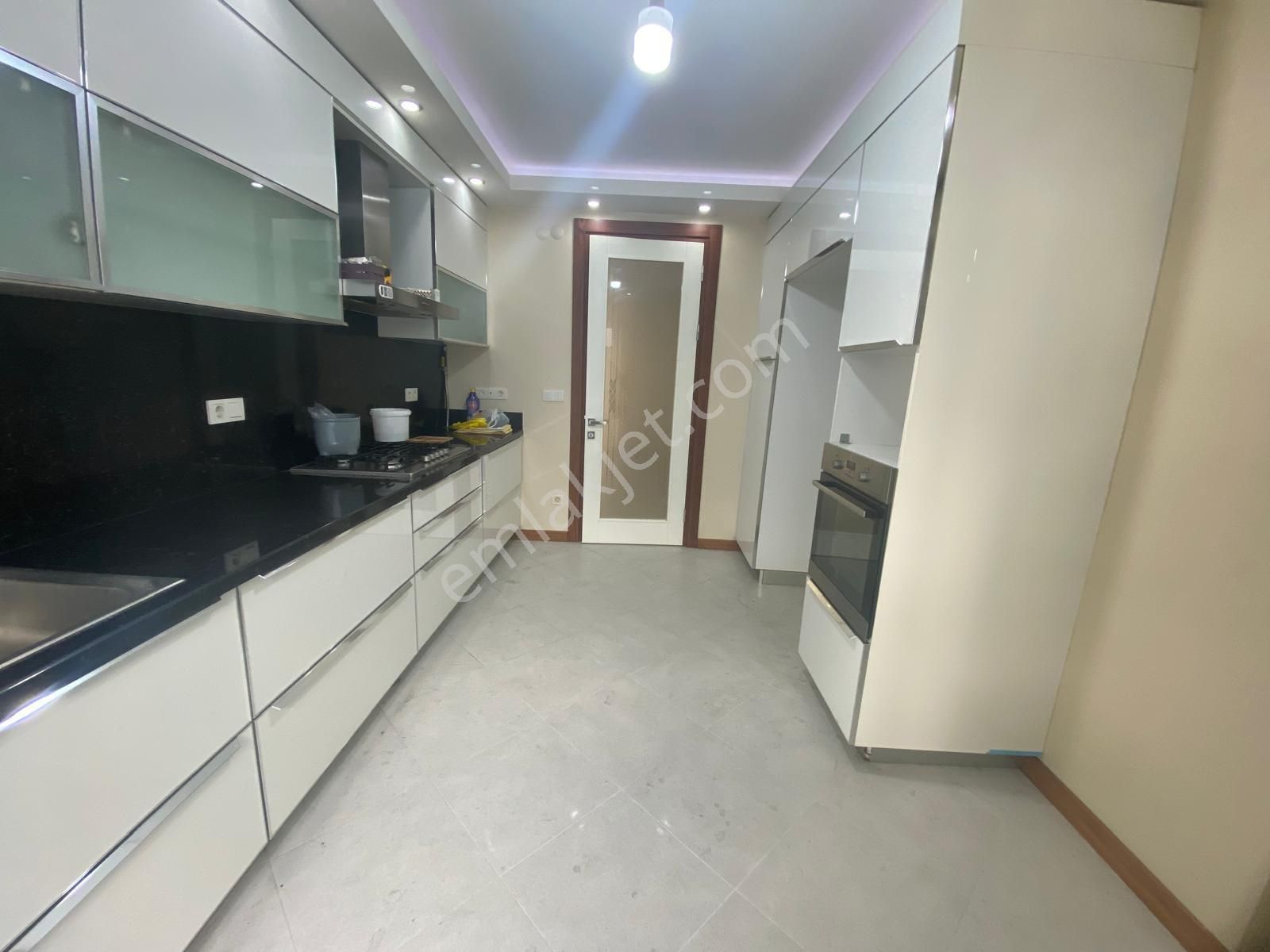 Bahçelievler'de Genç Binada 3+1 Ara Kat Geniş Ferah Daire - Görsel 9