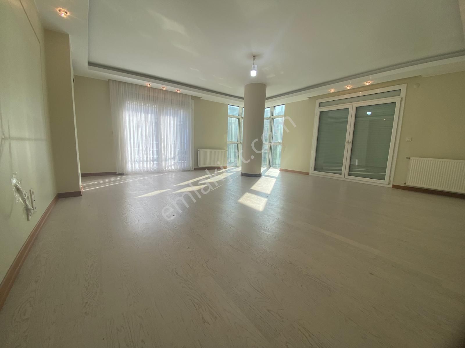 Bahçelievler'de Genç Binada 3+1 Ara Kat Geniş Ferah Daire