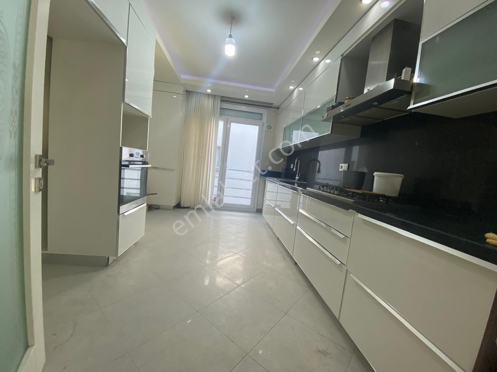 Bahçelievler'de Genç Binada 3+1 Ara Kat Geniş Ferah Daire - Görsel 8