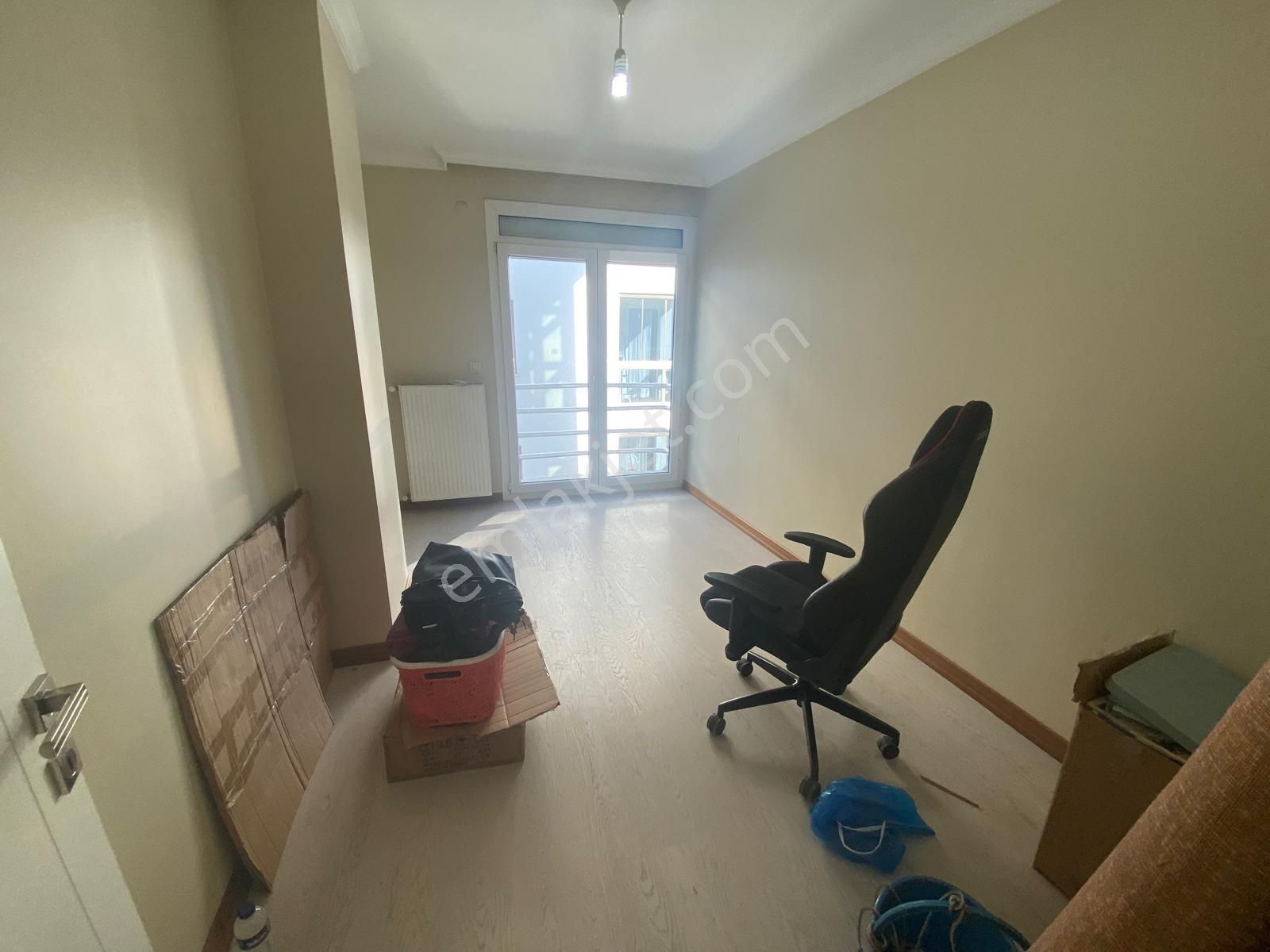 Bahçelievler'de Genç Binada 3+1 Ara Kat Geniş Ferah Daire - Görsel 16