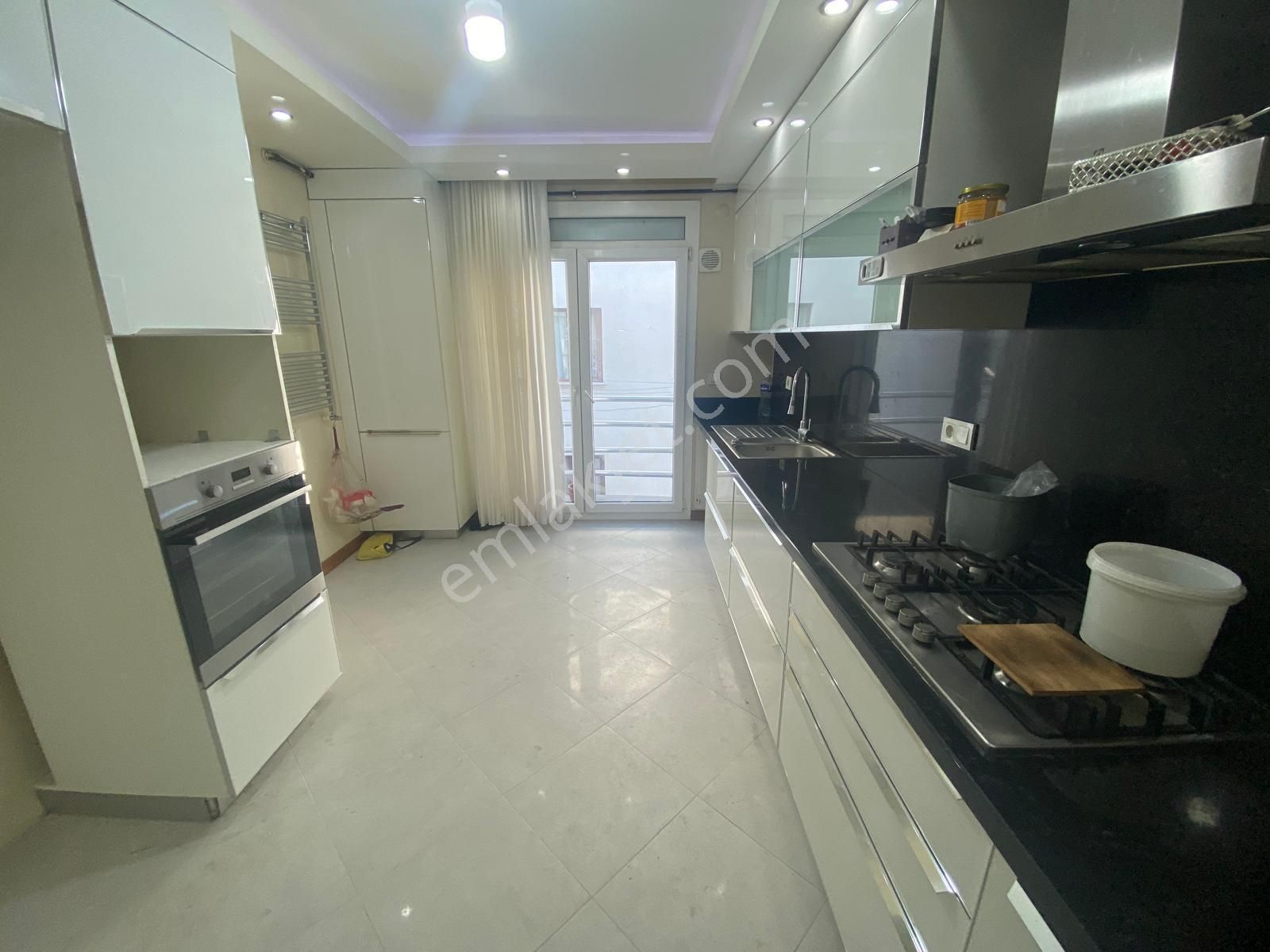 Bahçelievler'de Genç Binada 3+1 Ara Kat Geniş Ferah Daire - Görsel 6