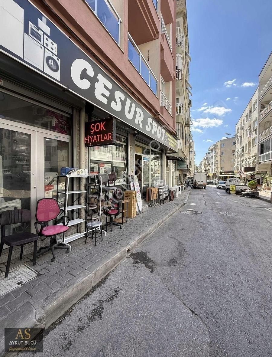 Bornova Spotçular Sokağında İşlek Caddede Satılık Dükkan - Görsel 7