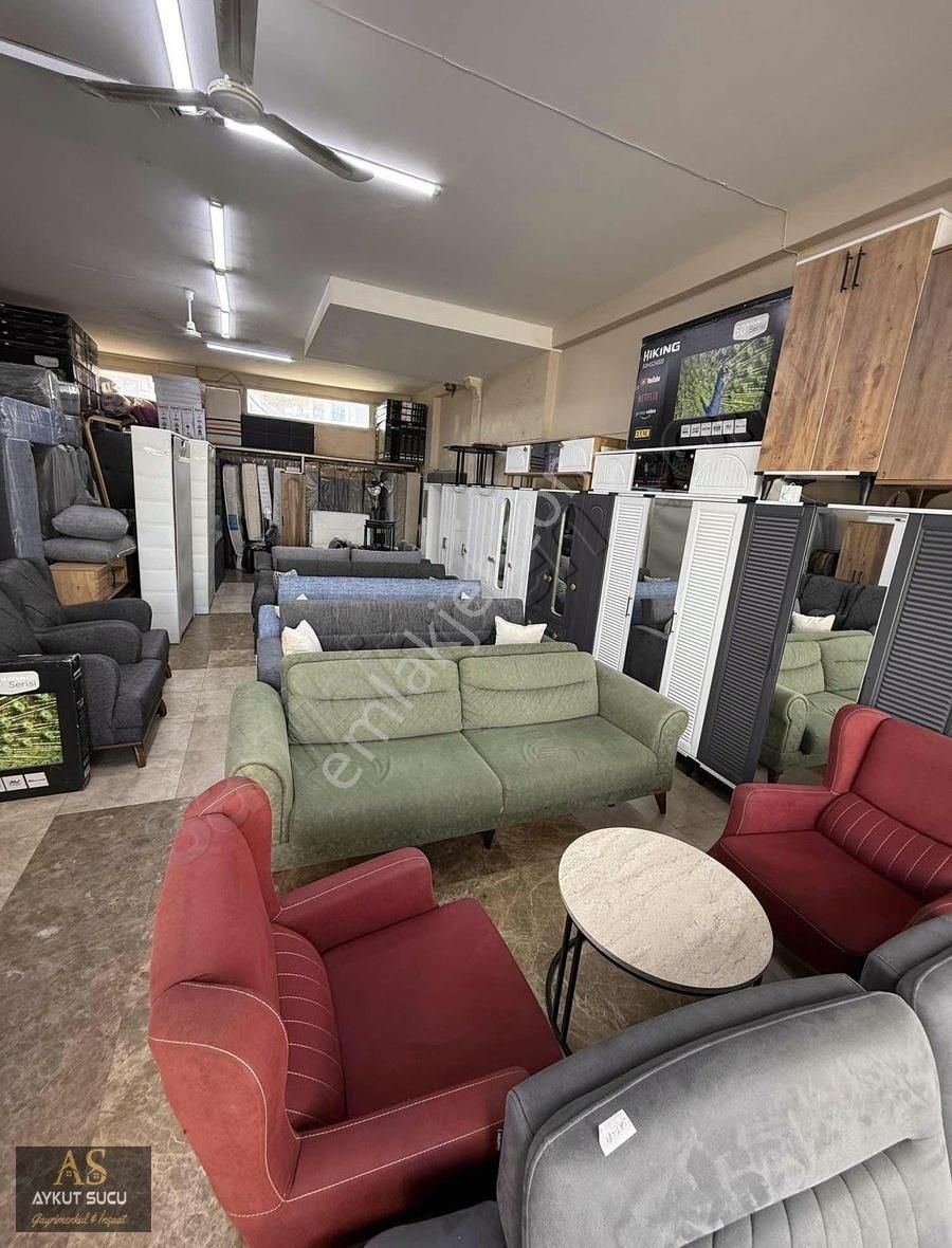 Bornova Spotçular Sokağında İşlek Caddede Satılık Dükkan - Görsel 8