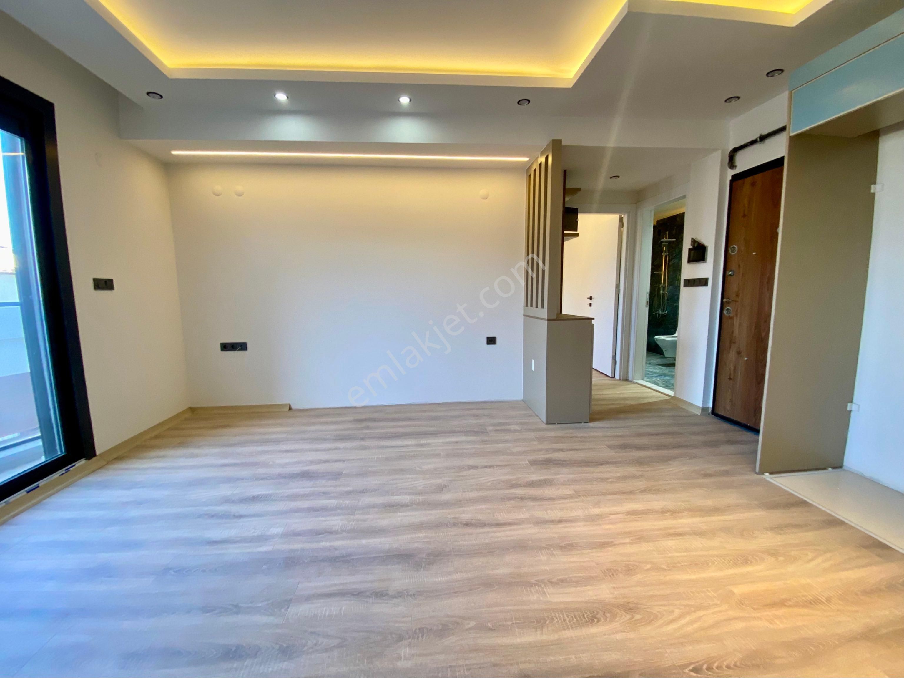 Ukep Koleji Ve Poligon Metro Yaknı Sıfır 1+1-2+1ve 3+1 Daireler - Görsel 5