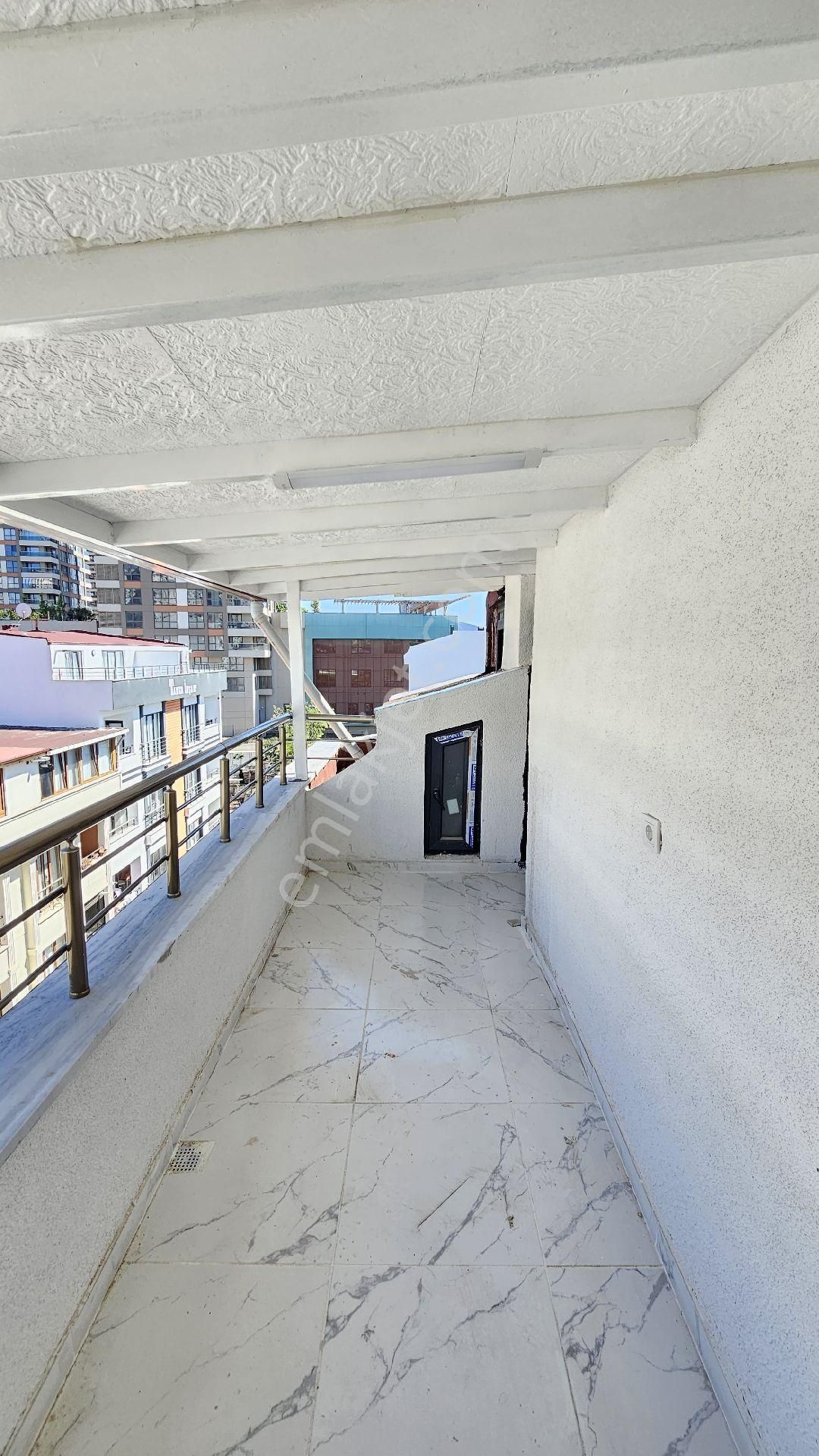 Çekmeköy Mehmet Akif Mah 3+2 - Görsel 24