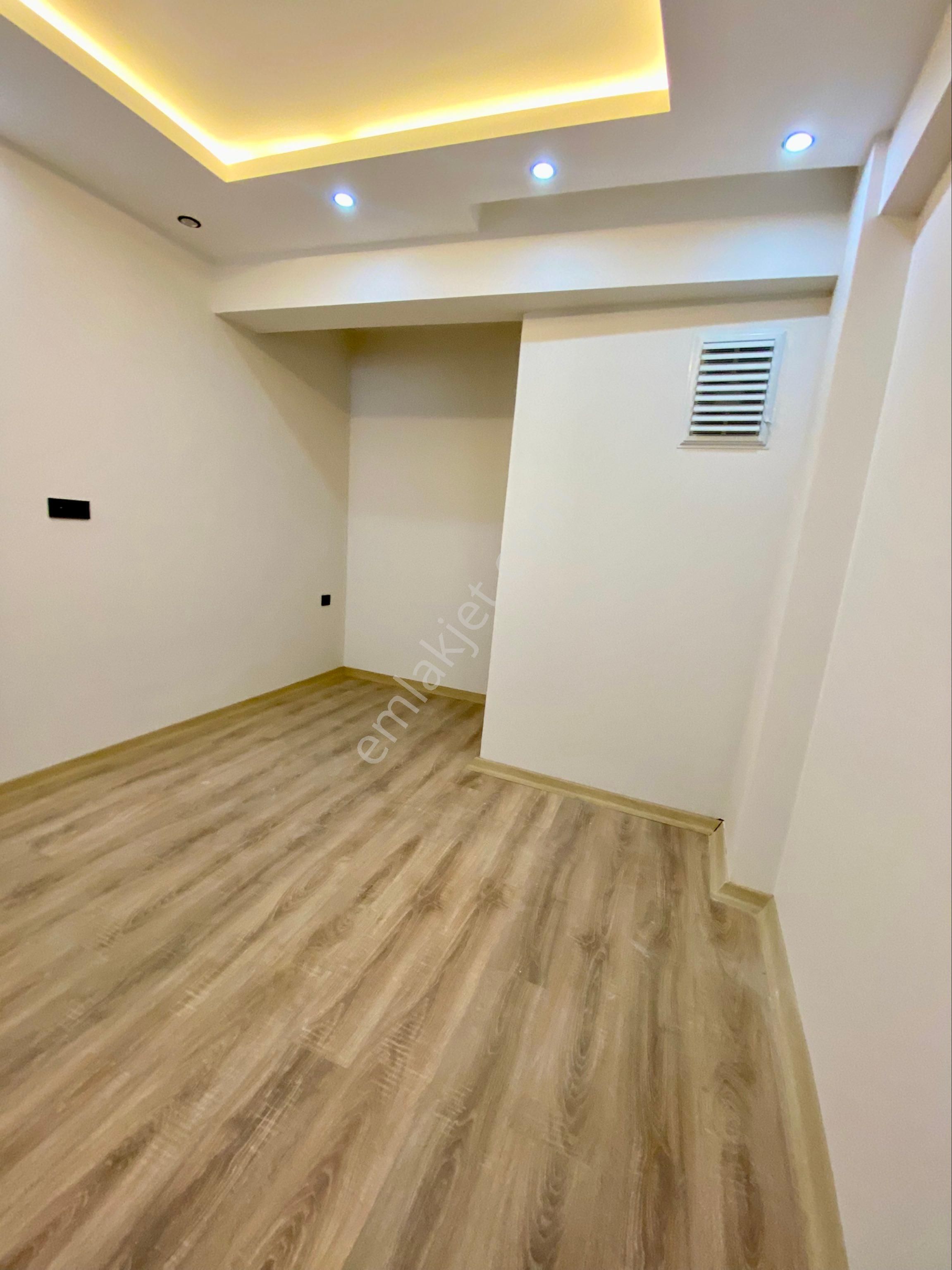 Ukep Koleji Ve Poligon Metro Yaknı Sıfır 1+1-2+1ve 3+1 Daireler - Görsel 24