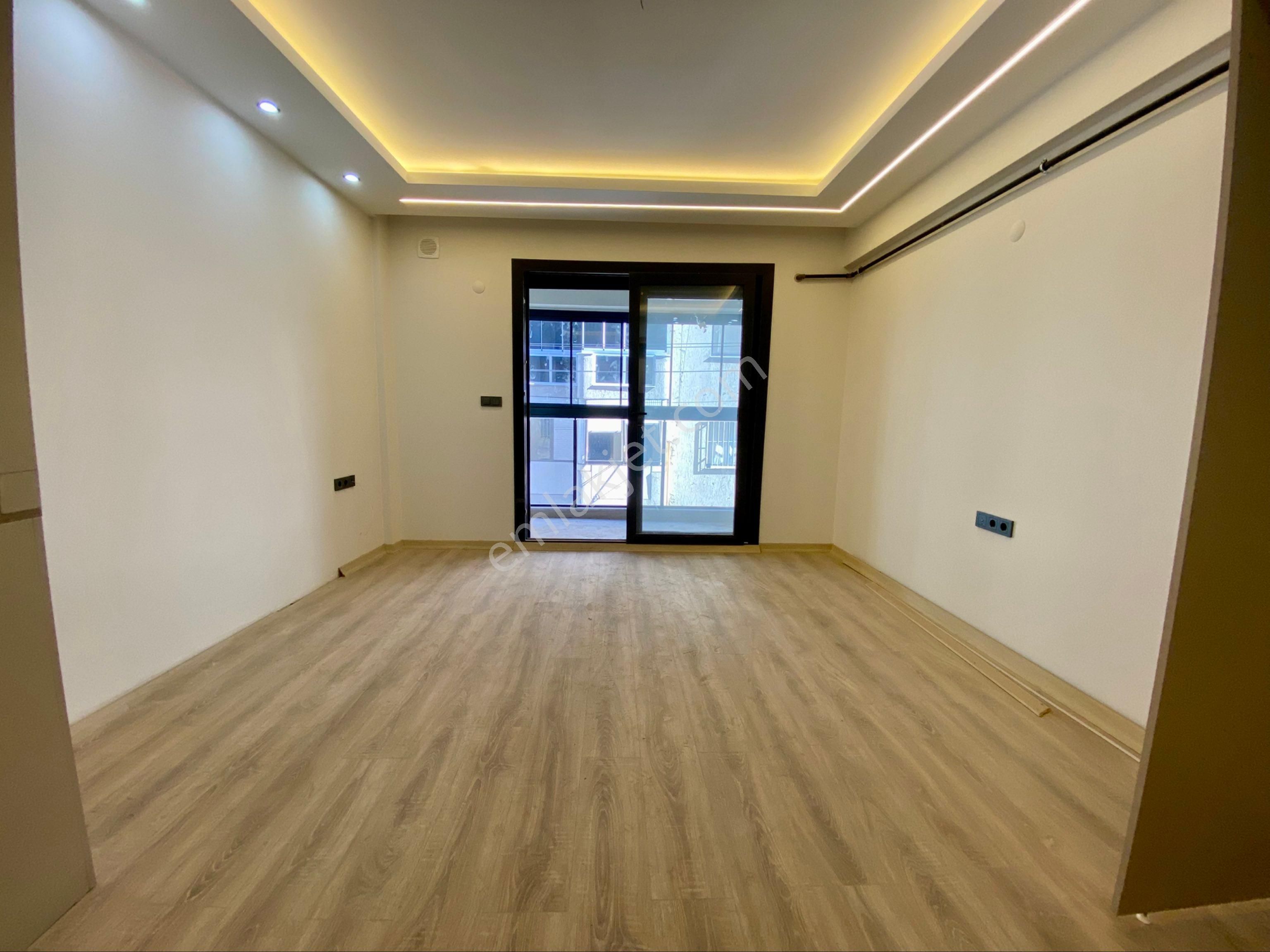 Ukep Koleji Ve Poligon Metro Yaknı Sıfır 1+1-2+1ve 3+1 Daireler - Görsel 5