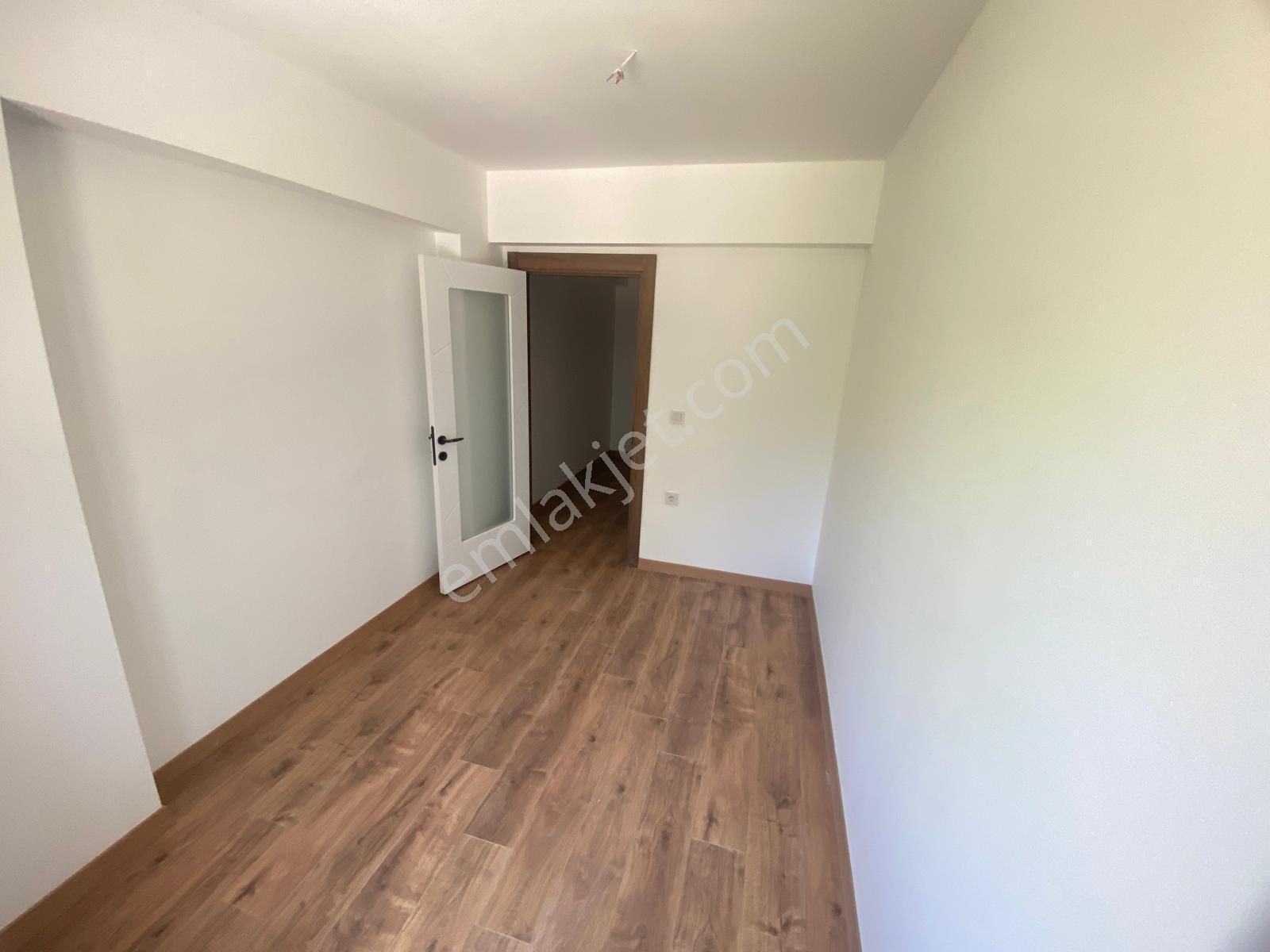 Aktürk Gayrimenkul’den Satlık Fırsant 1+1 Daire - Görsel 9