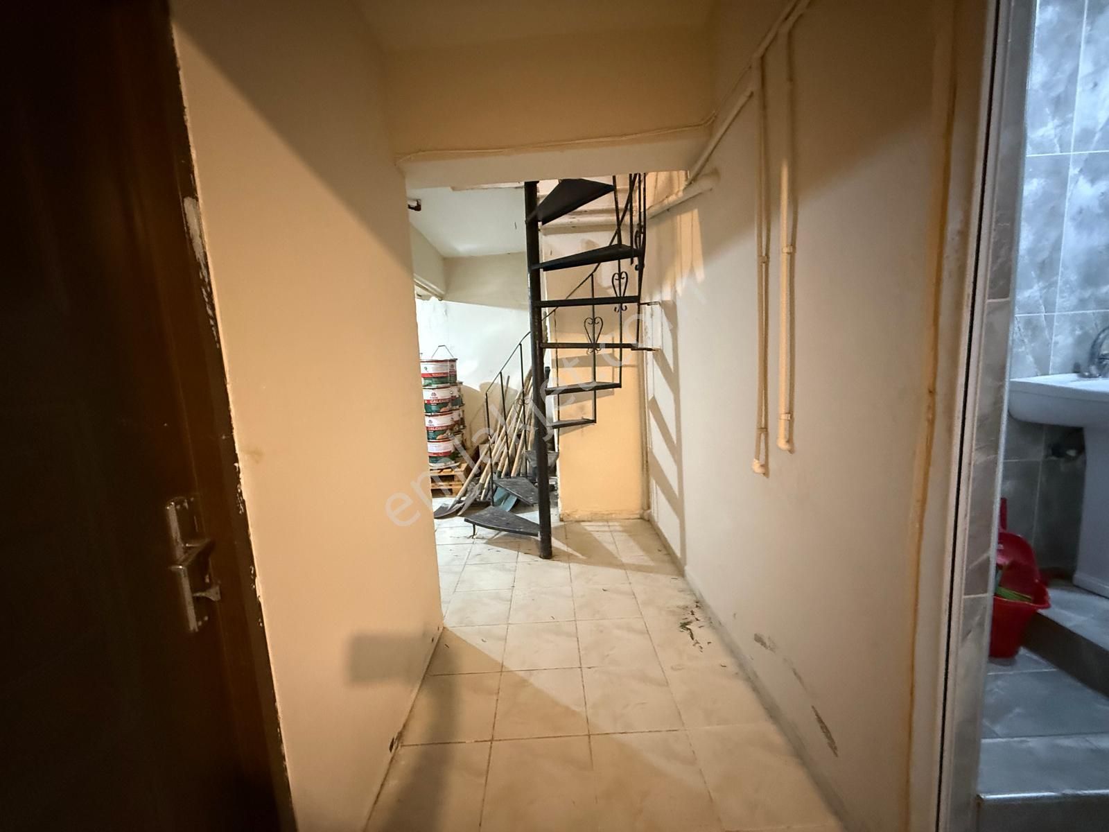 B.evler Kocasinan Merkez Mahallesinde 50m2 Depolu Dükkan - Görsel 13