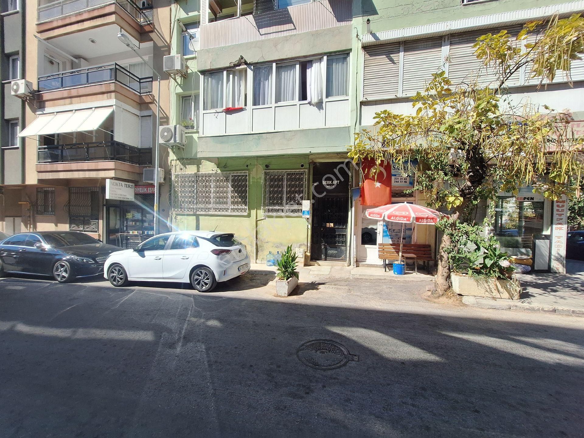 Hatay Arap Hasan Mahallesinde 2+1 Yüksek Giriş Bakımlı Doğalgazlı Metro Yakını - Görsel 26