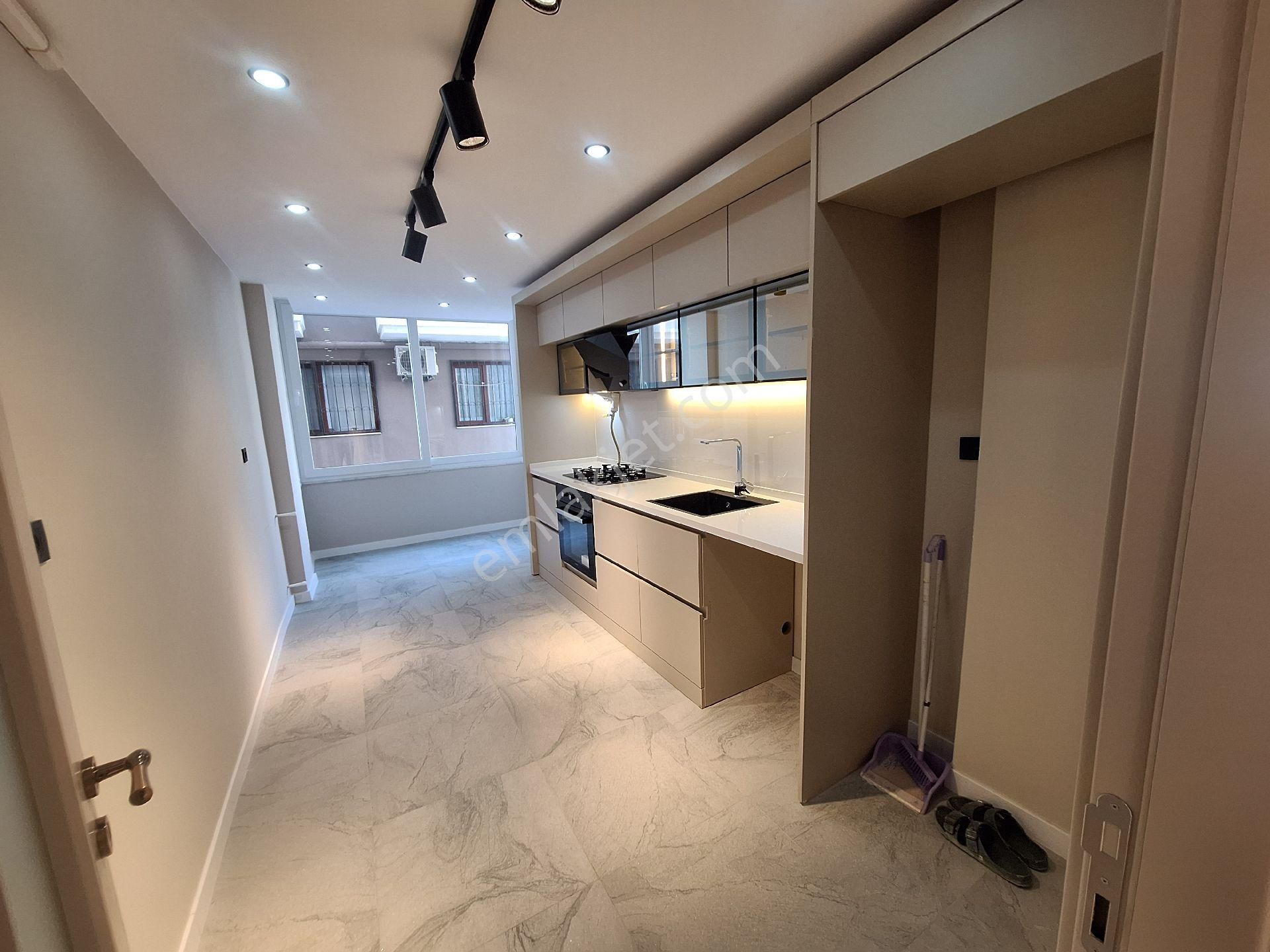 Hatay Arap Hasan Mahallesinde - Görsel 2