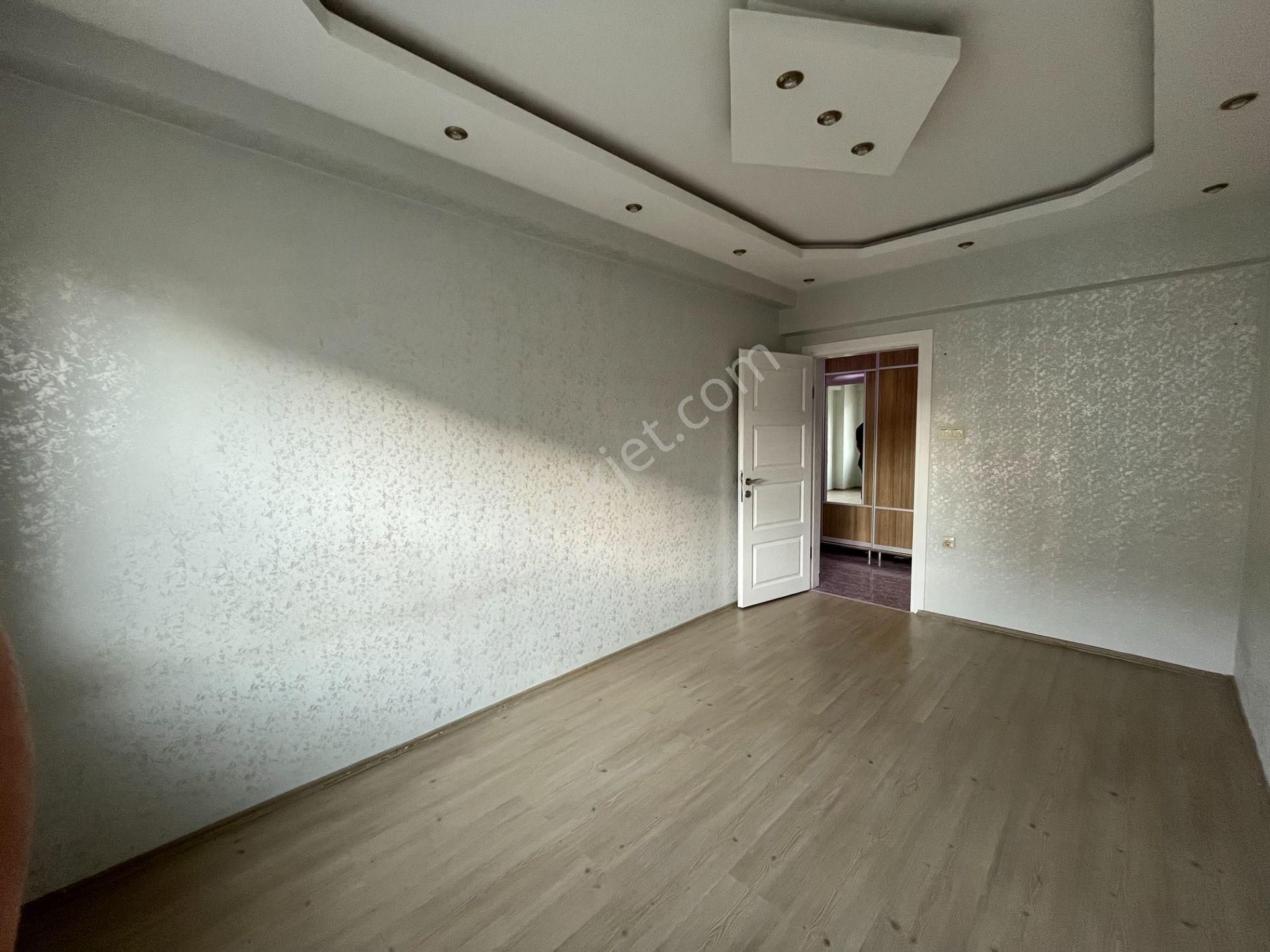 Çanakkale Merkez Barbaros'ta İskanlı 3+1 Geniş Satılık Daire - Görsel 14