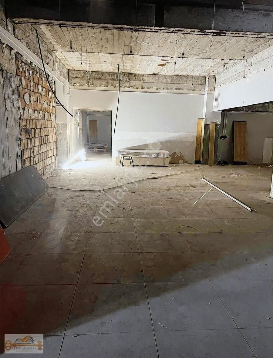 Eski Habibler Arnavutköy Yolu