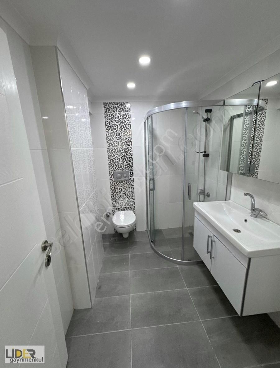 Lider'den Fırsat!!! Çınarda Ulaşıma Yakın 4 Yıllık Teraslı 2+1 - Görsel 14