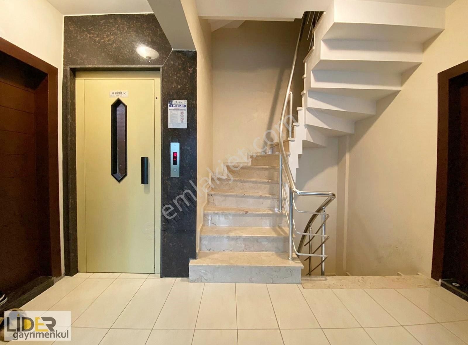 Lider'den İdealtepe Çınar'da Balkonlu Genç Binada Ön Köşe 2+1! - Görsel 13