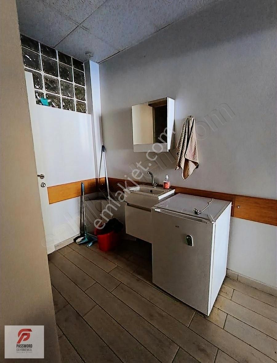 Osmangazi Cadde Üzerinde Geniş Ferah İş Yeri - Görsel 4