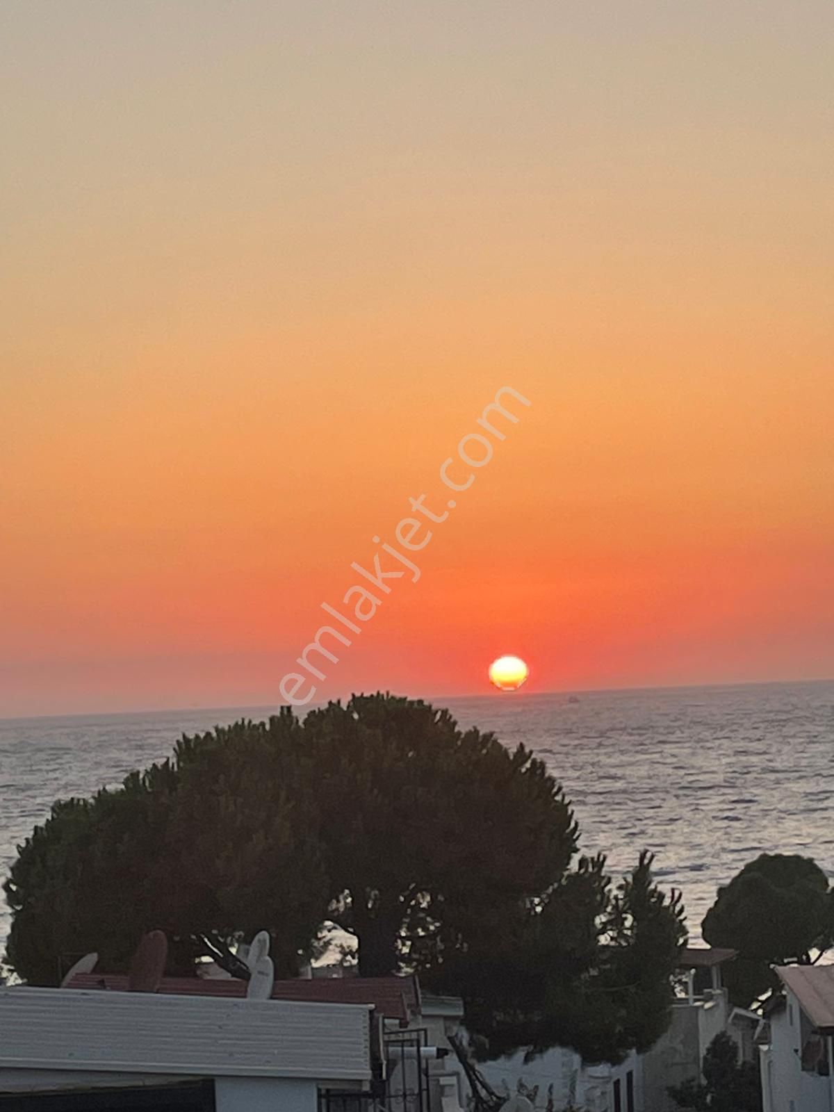 Kuşadası Kadınlar Denizinde Plaja 100 M Mesafede Emsalsiz Villa - Görsel 26