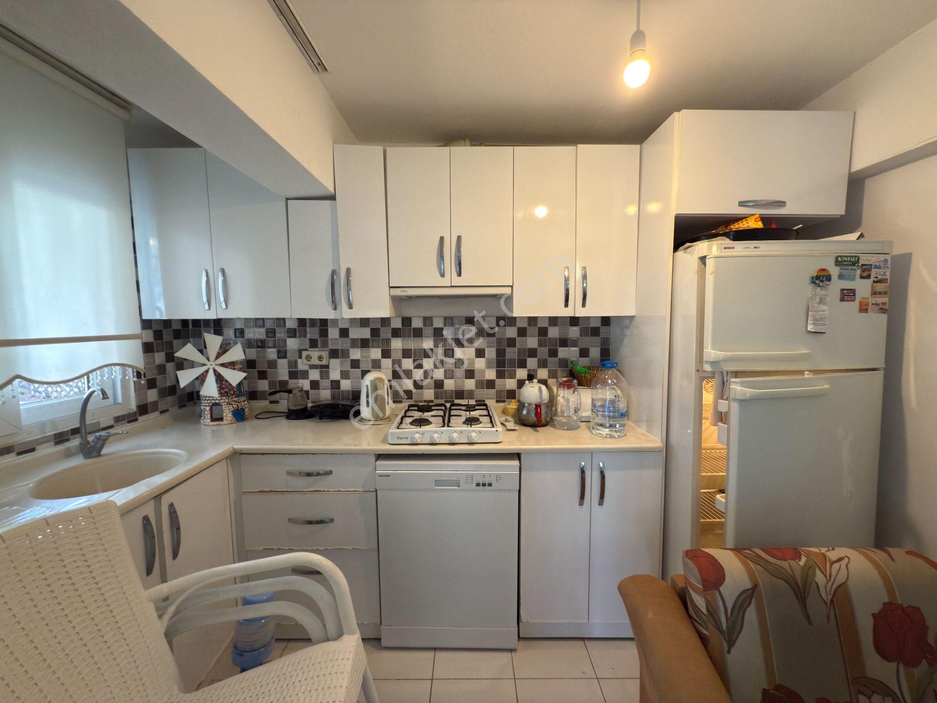 Kuşadası Kadınlar Denizinde Plaja 100 M Mesafede Emsalsiz Villa - Görsel 9