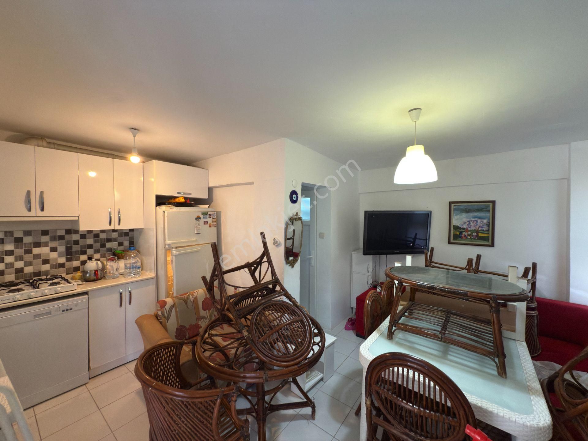 Kuşadası Kadınlar Denizinde Plaja 100 M Mesafede Emsalsiz Villa - Görsel 8