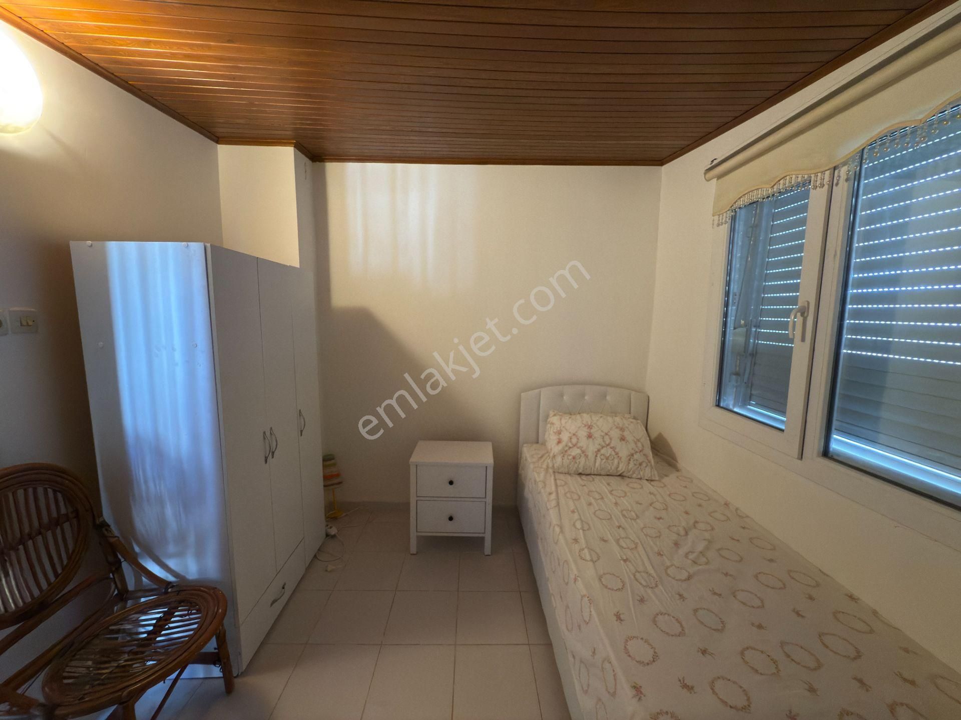 Kuşadası Kadınlar Denizinde Plaja 100 M Mesafede Emsalsiz Villa - Görsel 19