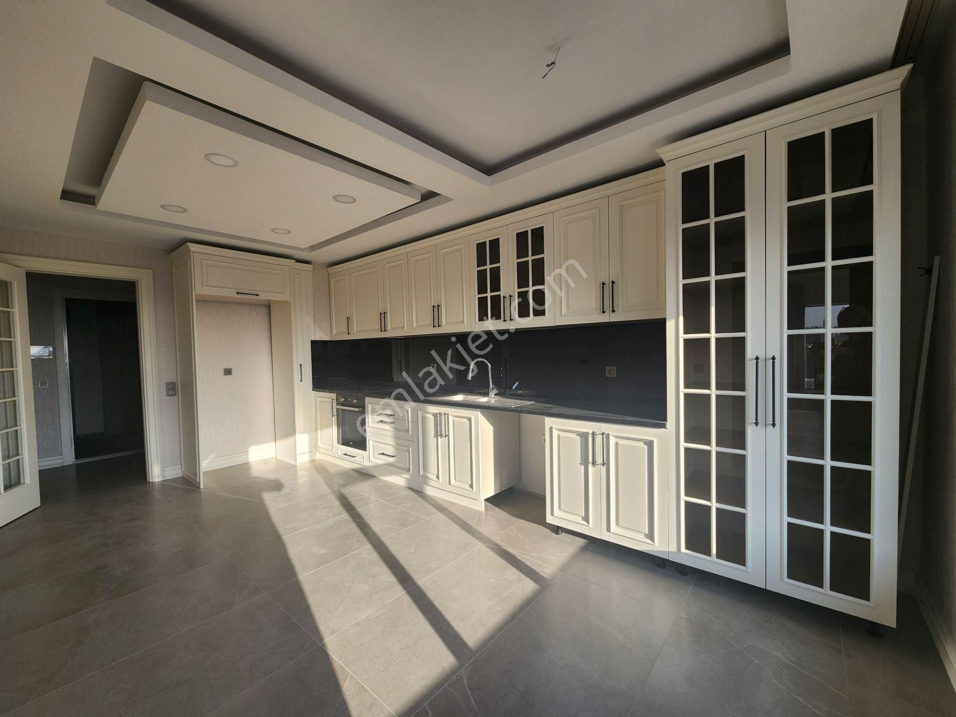 Turyap'tan Vestra Protokol Sitesinde 2+1, 3+1, 4+1 Lüks Daireler