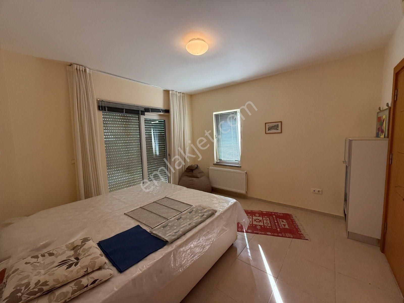 Gümüşlükte Satılık Triplex Bakımlı Ev Deniz Manzaralı Geniş Villa Bulunmaz Fırsat İndirimli Ev Acil - Görsel 26