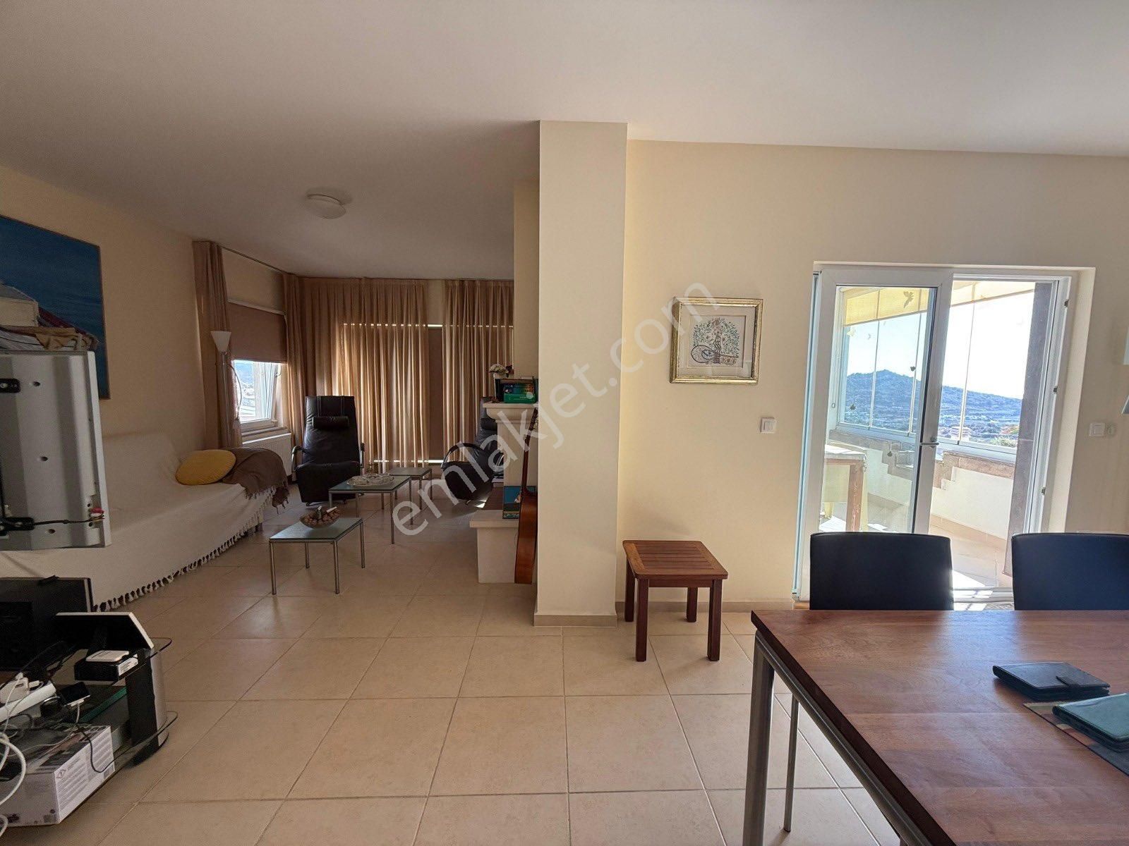 Gümüşlükte Satılık Triplex Bakımlı Ev Deniz Manzaralı Geniş Villa Bulunmaz Fırsat İndirimli Ev Acil - Görsel 11