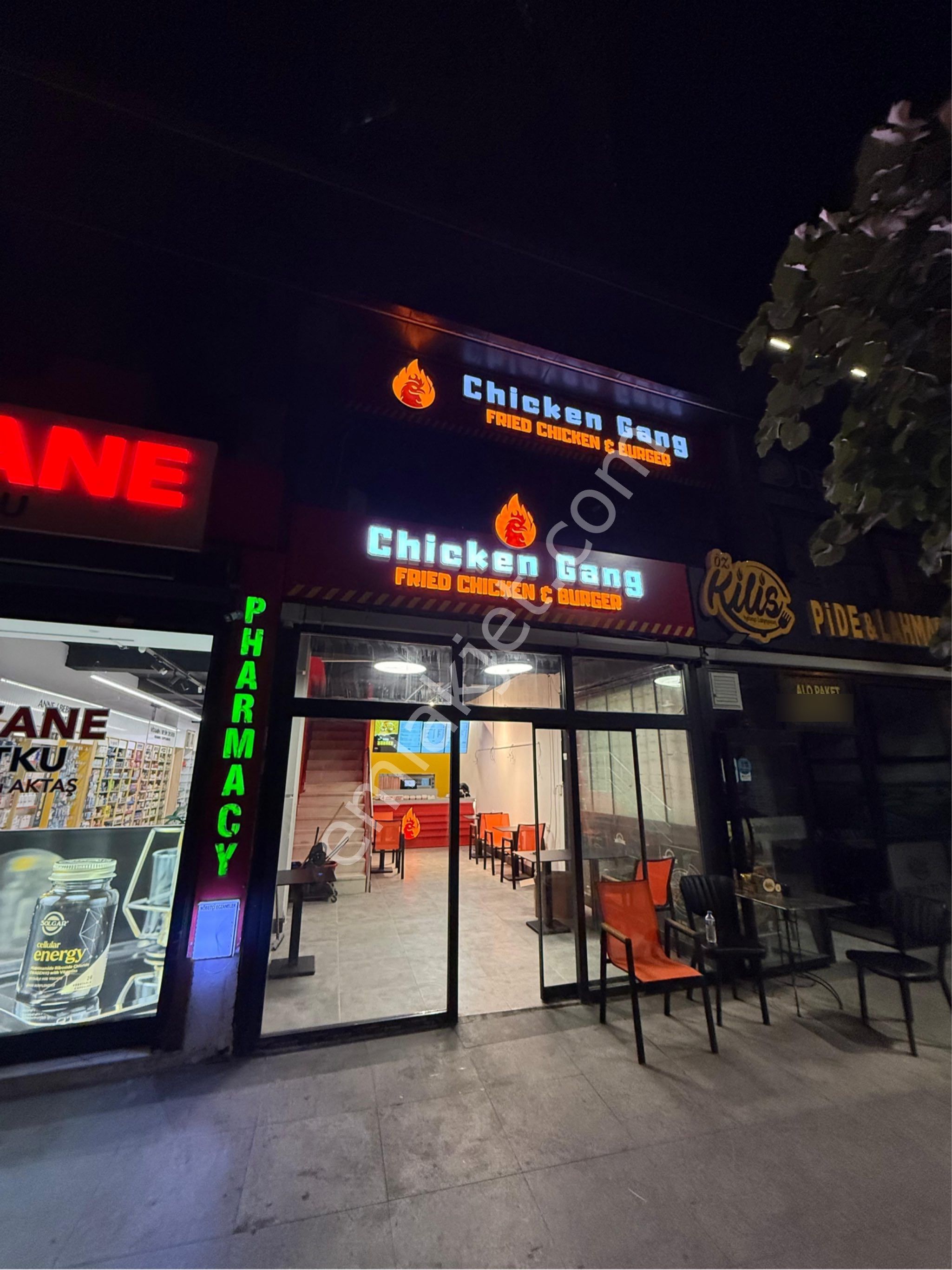 Devren Kiralık Cadde Üzeri 2 Katlı Dükkan