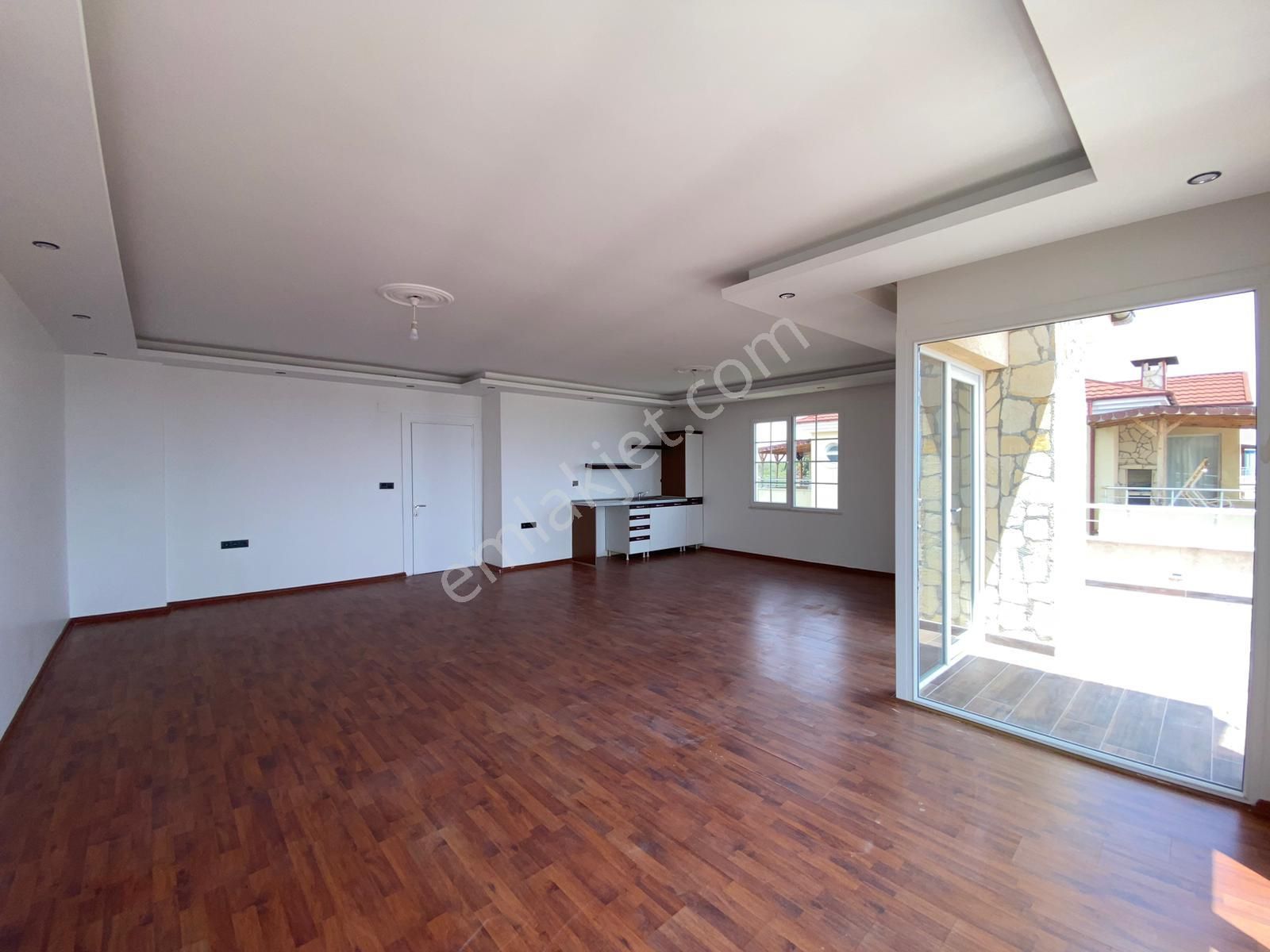Kızkalesi Turkuaz Villaları 4+2 320 M2 3 Kat Villa 12.500.000.tl - Görsel 9