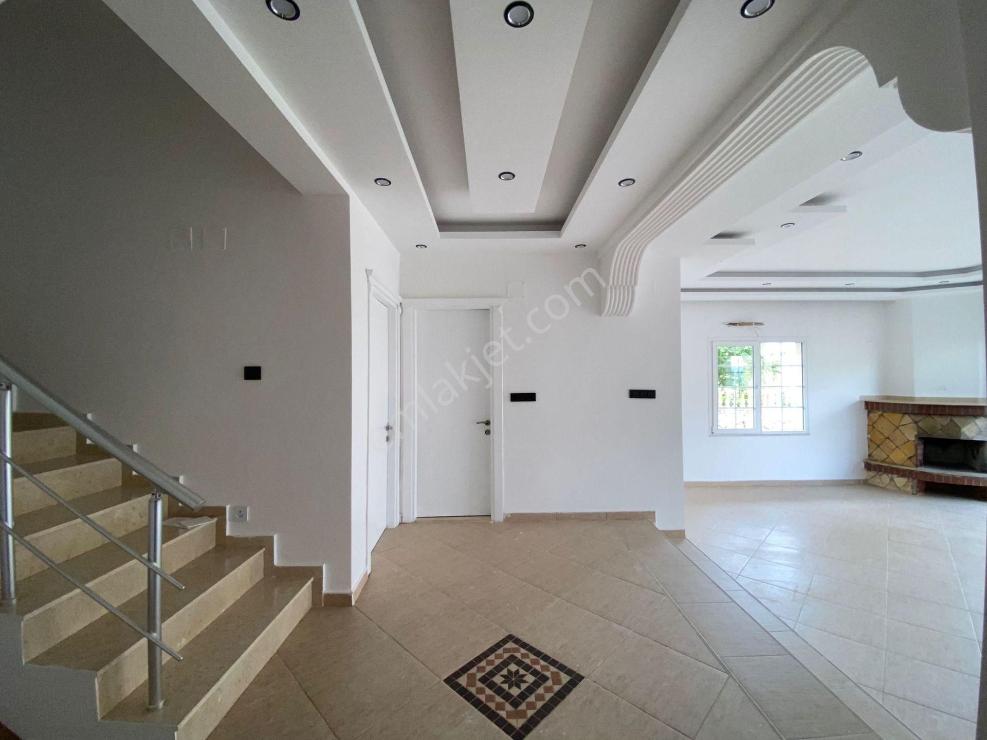 Kızkalesi Turkuaz Villaları 4+2 320 M2 3 Kat Villa 12.500.000.tl - Görsel 11