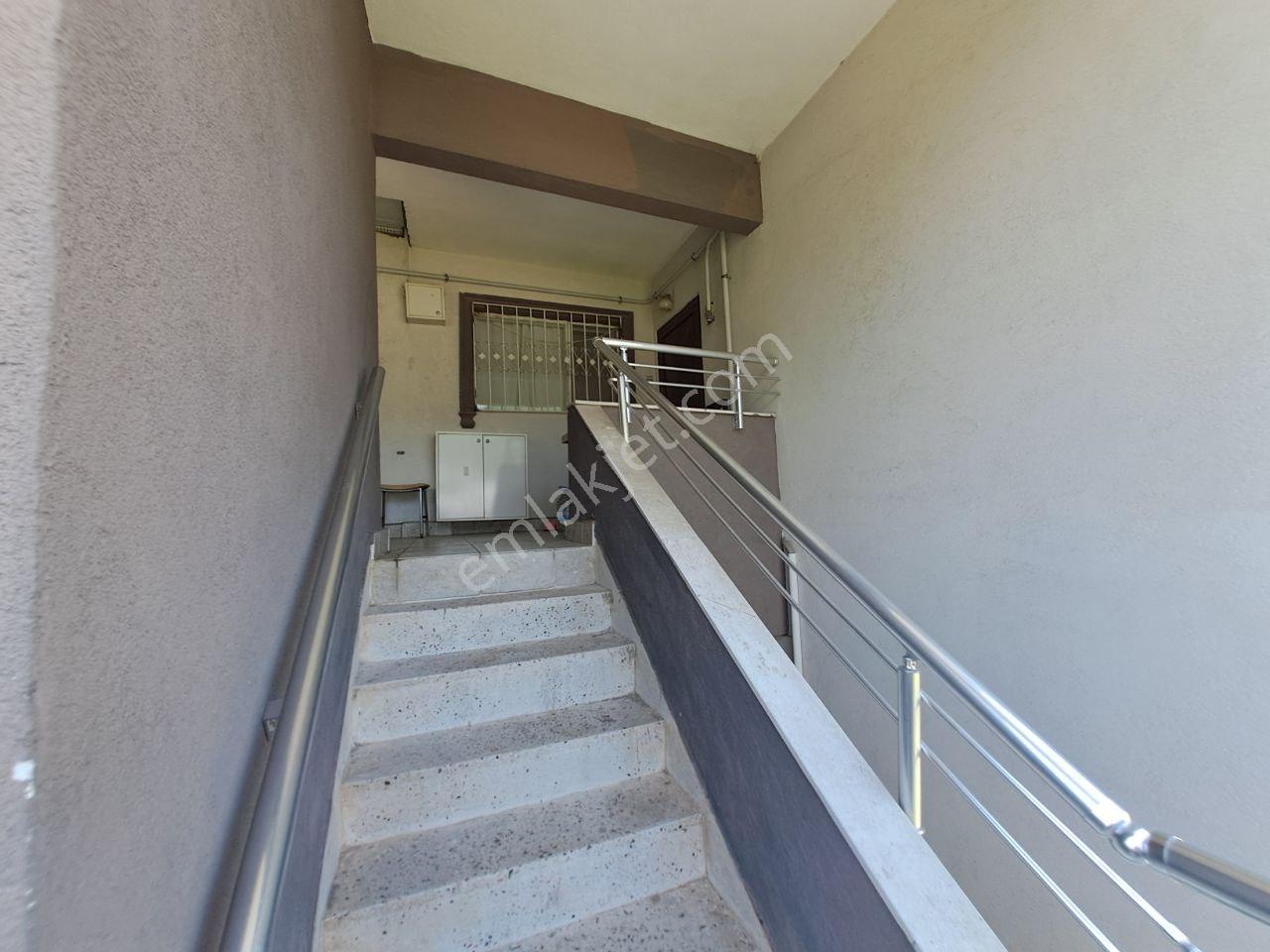 Şirinyalıda Site İçinde Deniz Manzaralı Satılık Eşyalı 2+1 Daire - Görsel 16