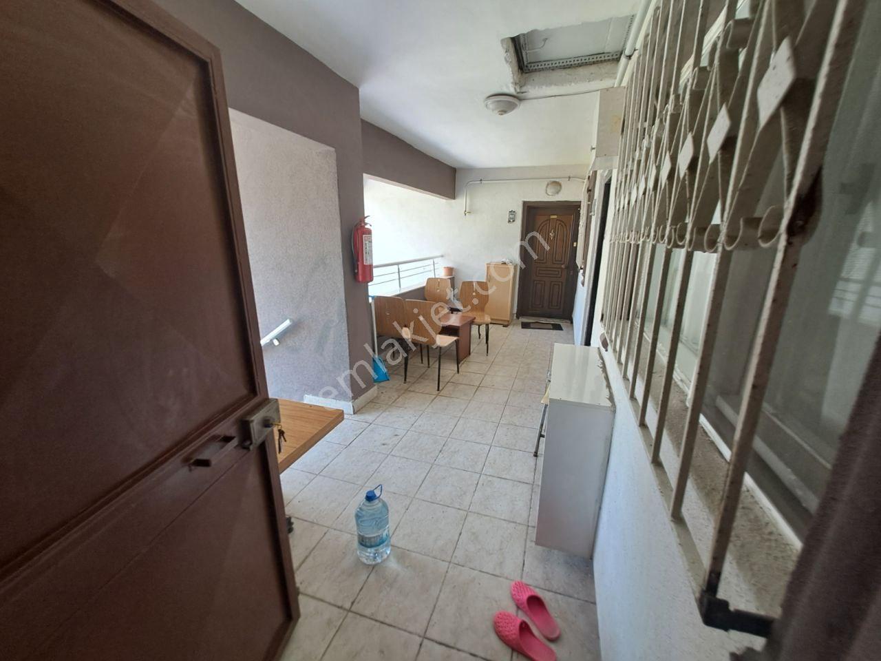 Şirinyalıda Site İçinde Deniz Manzaralı Satılık Eşyalı 2+1 Daire - Görsel 18