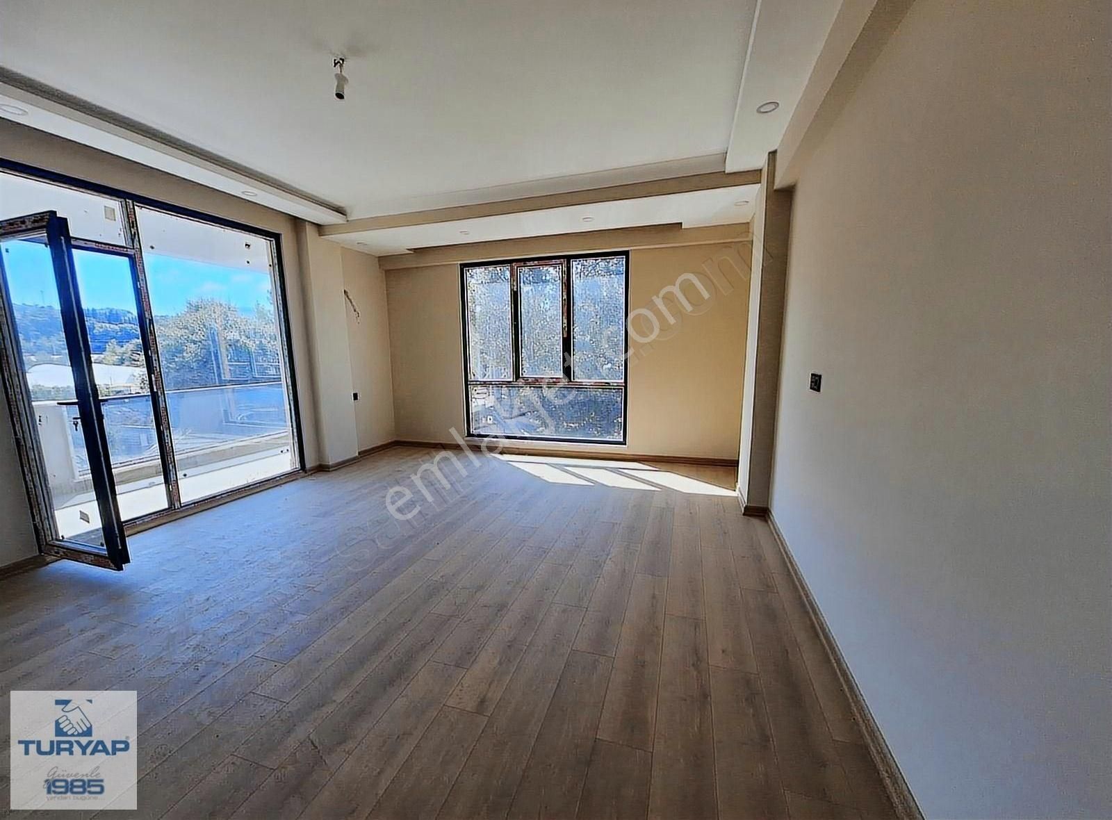 Yalova Kadıköy Bercem 1 Konaklarında Satılık Manzaralı Daire - Görsel 13