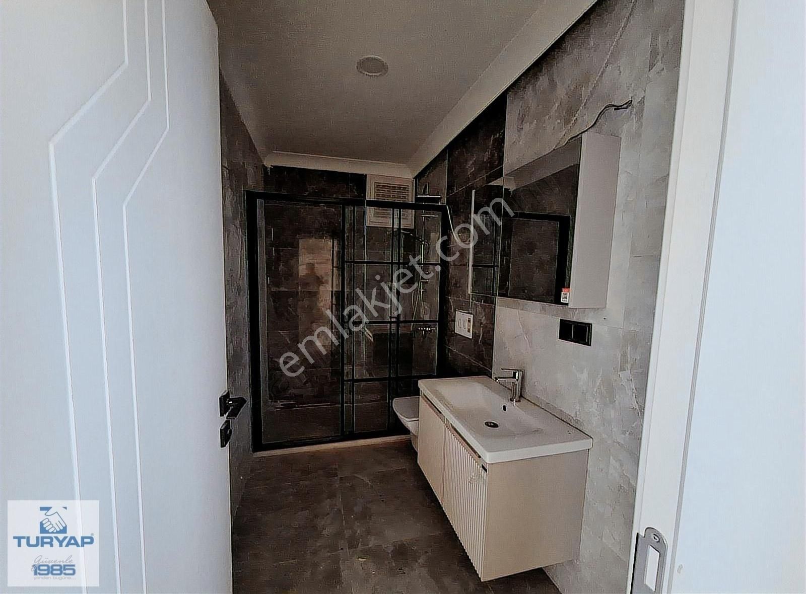Yalova Kadıköy Bercem 1 Konaklarında Satılık Manzaralı Daire - Görsel 4