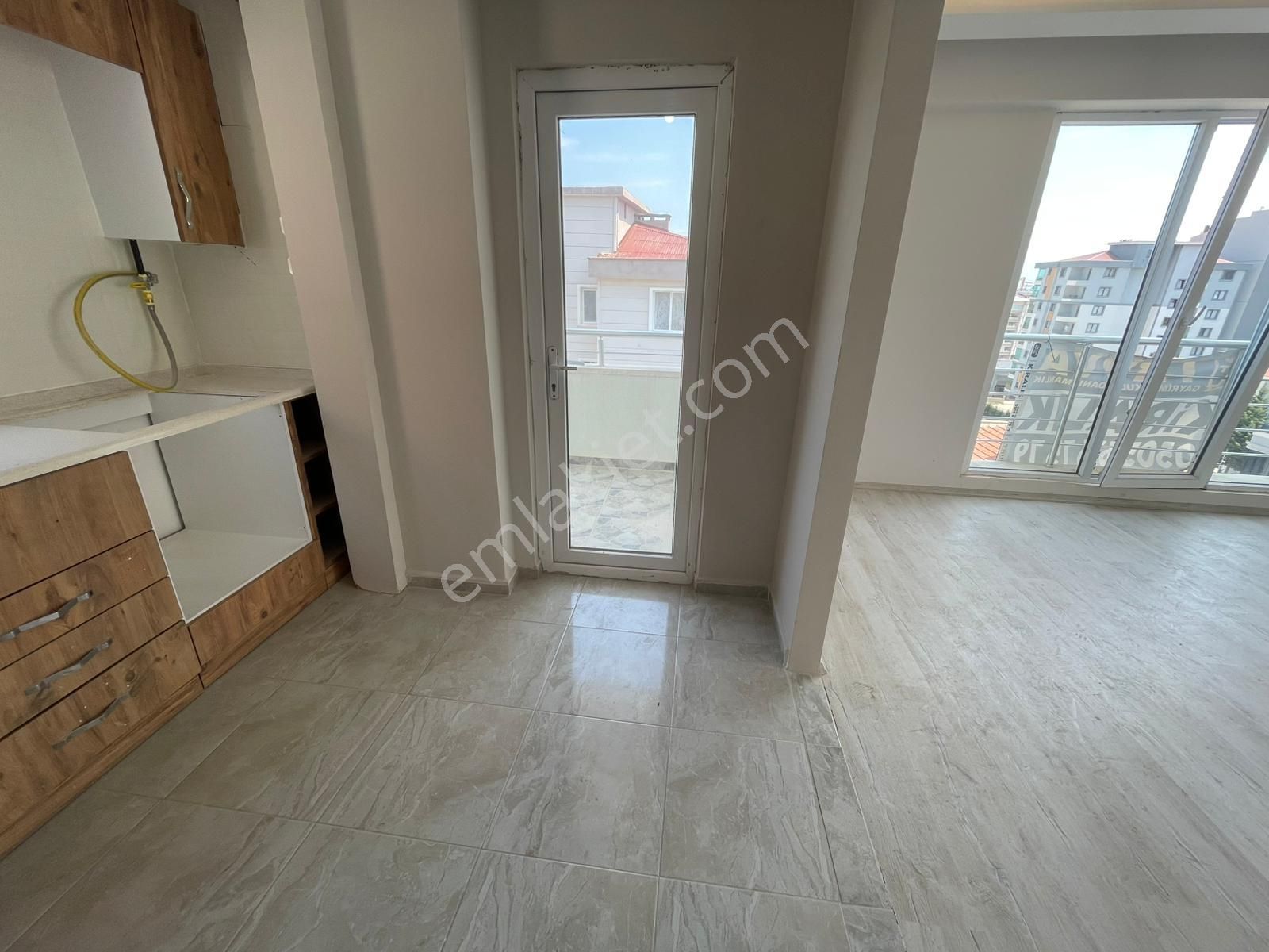 Truva // Onur Gündüzcü'den Tramvaya Çok Yakın Satılık 2+1 - Görsel 5